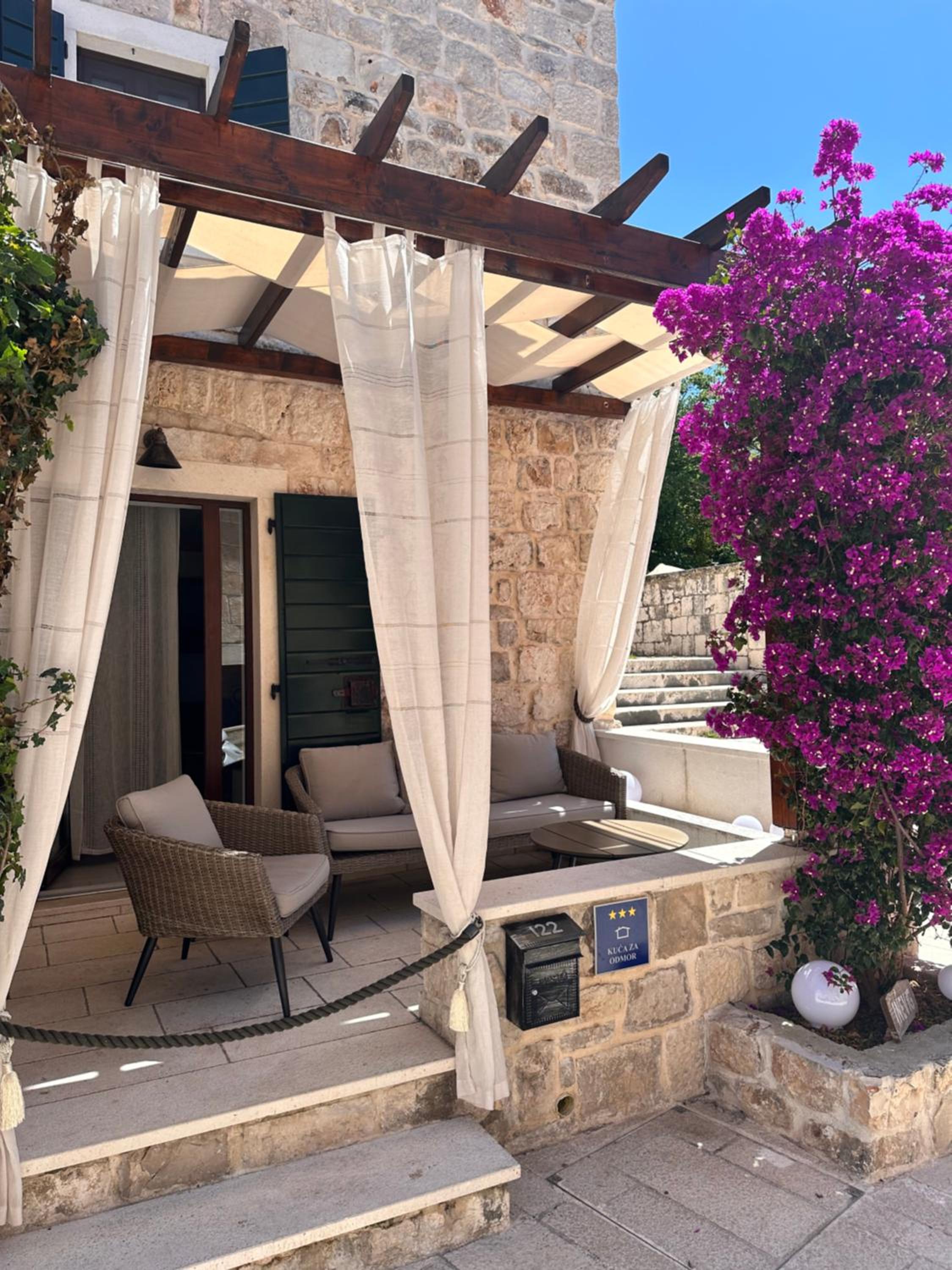 Inevig Holiday home view 4