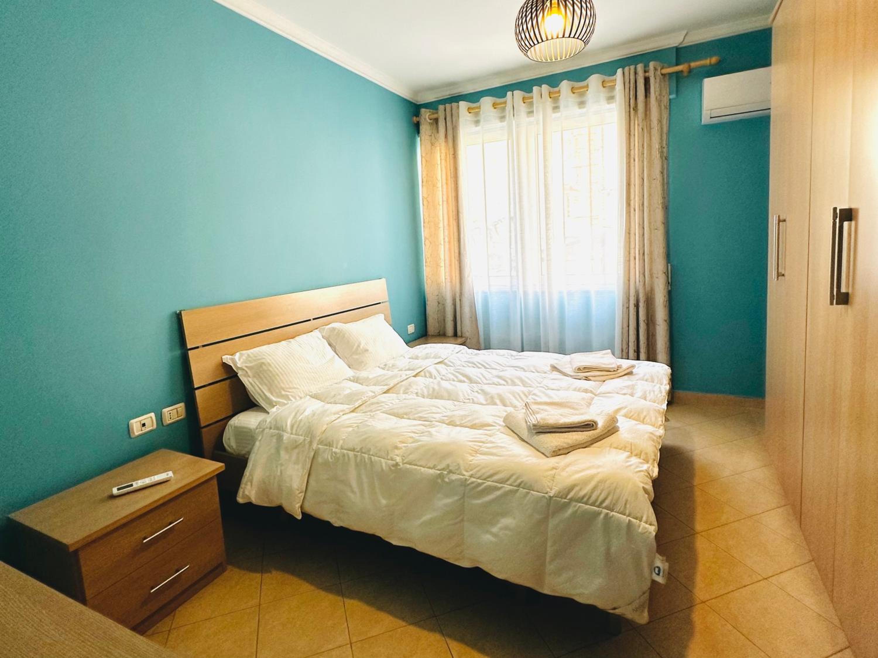 Quiet & spacious city center apartment - 4 min walk