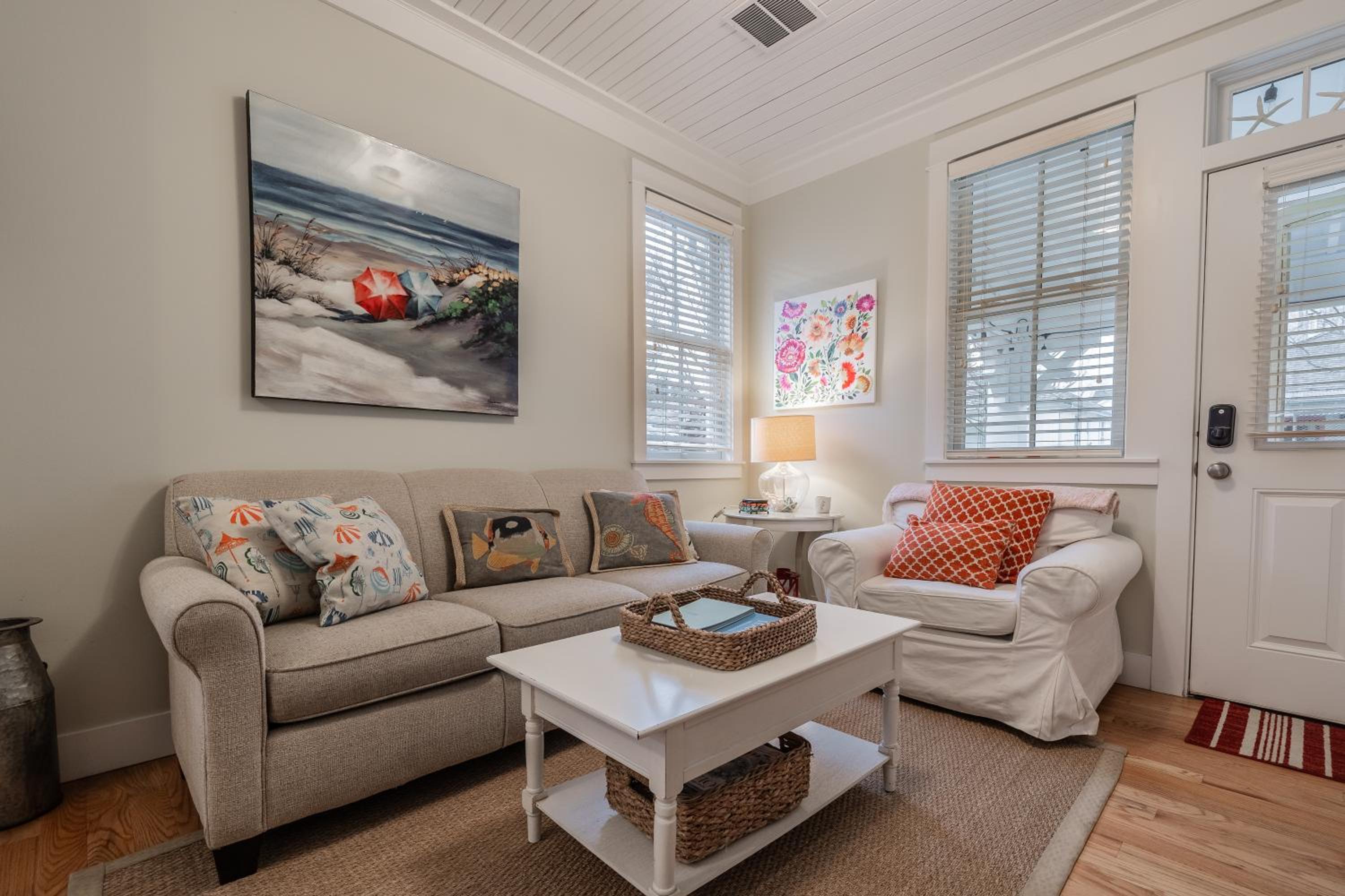 Zinnias Cottage by Seabrook Hospitality