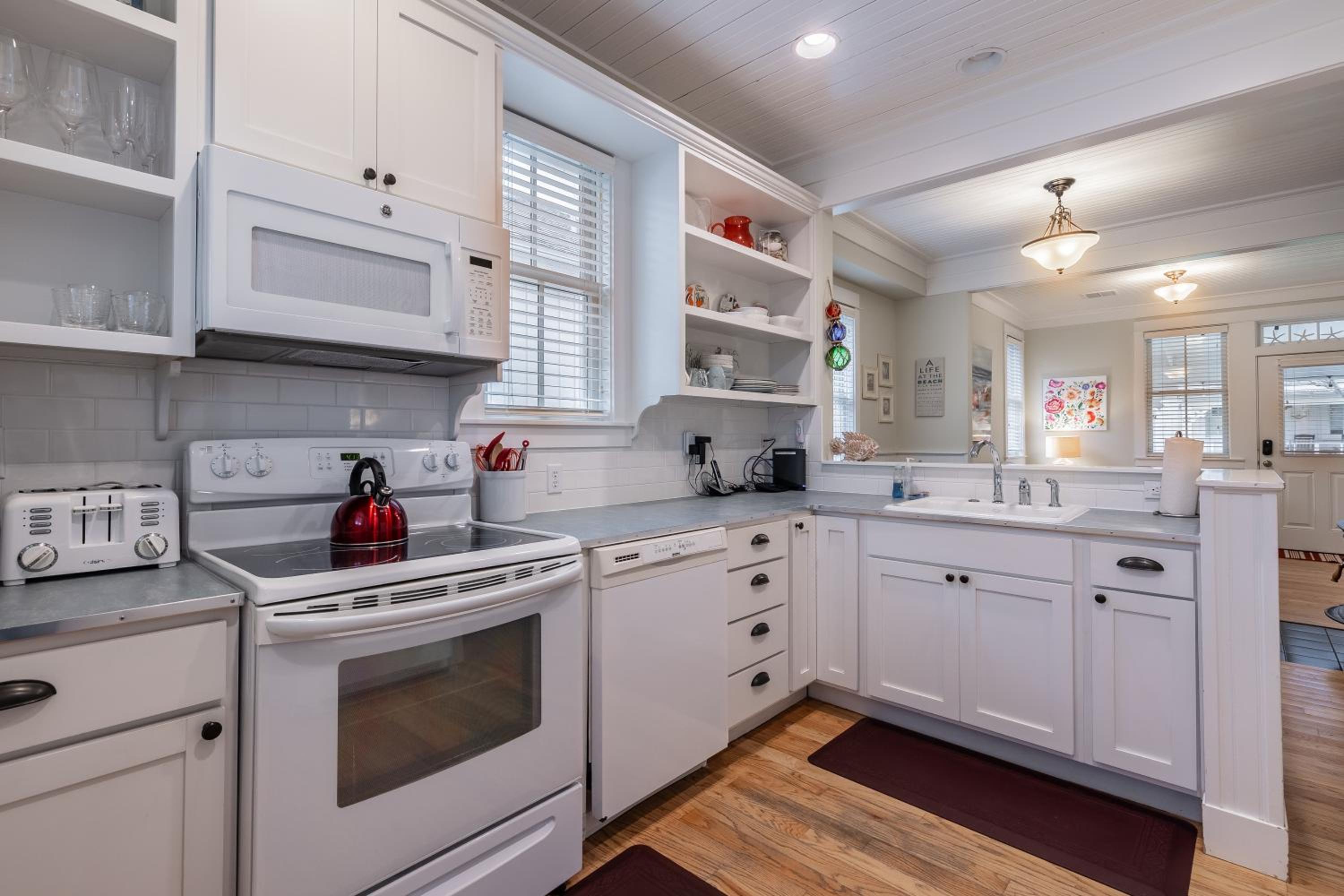 Zinnias Cottage by Seabrook Hospitality