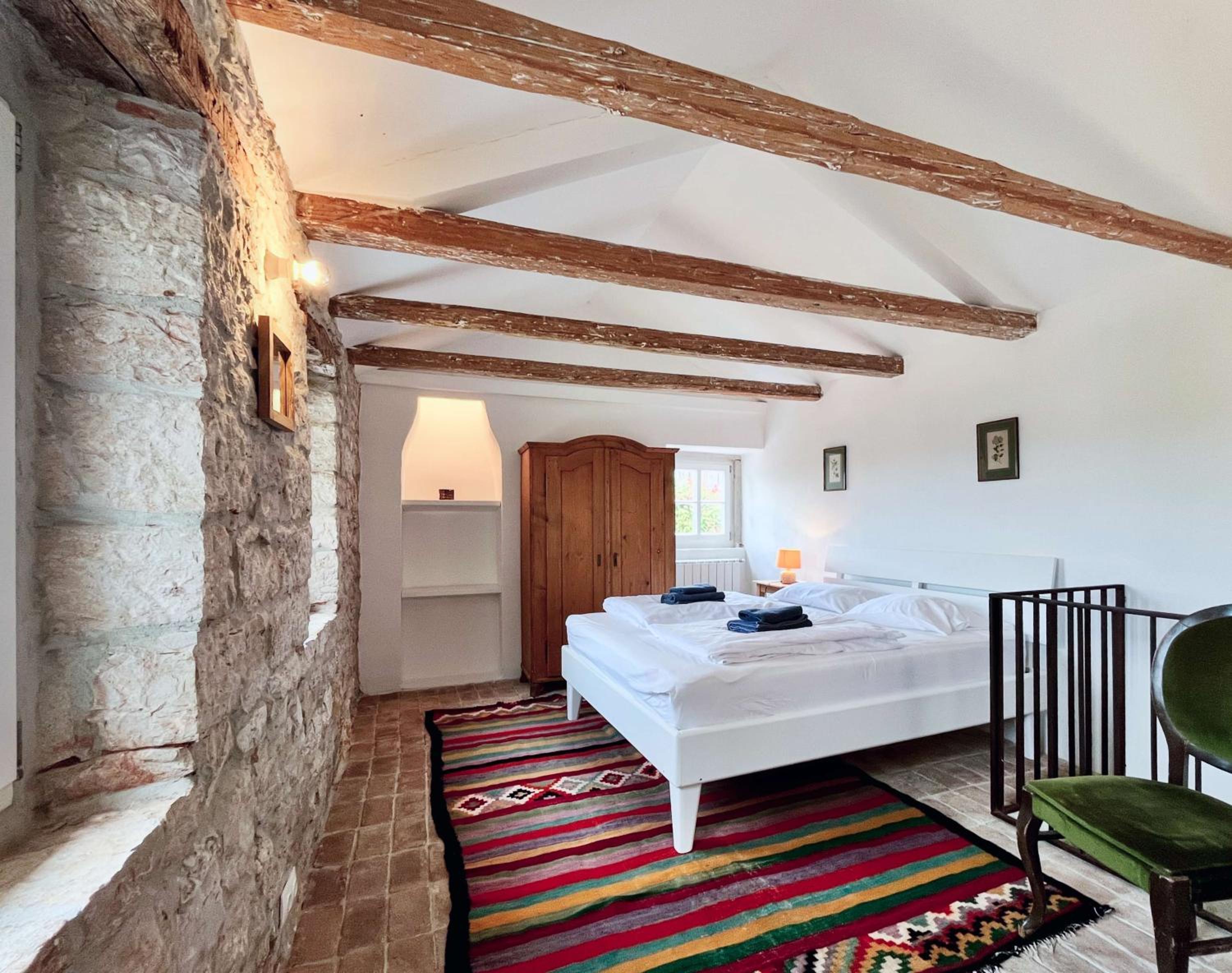 Villa Hideaway with heated pool, sauna & bikes view 2