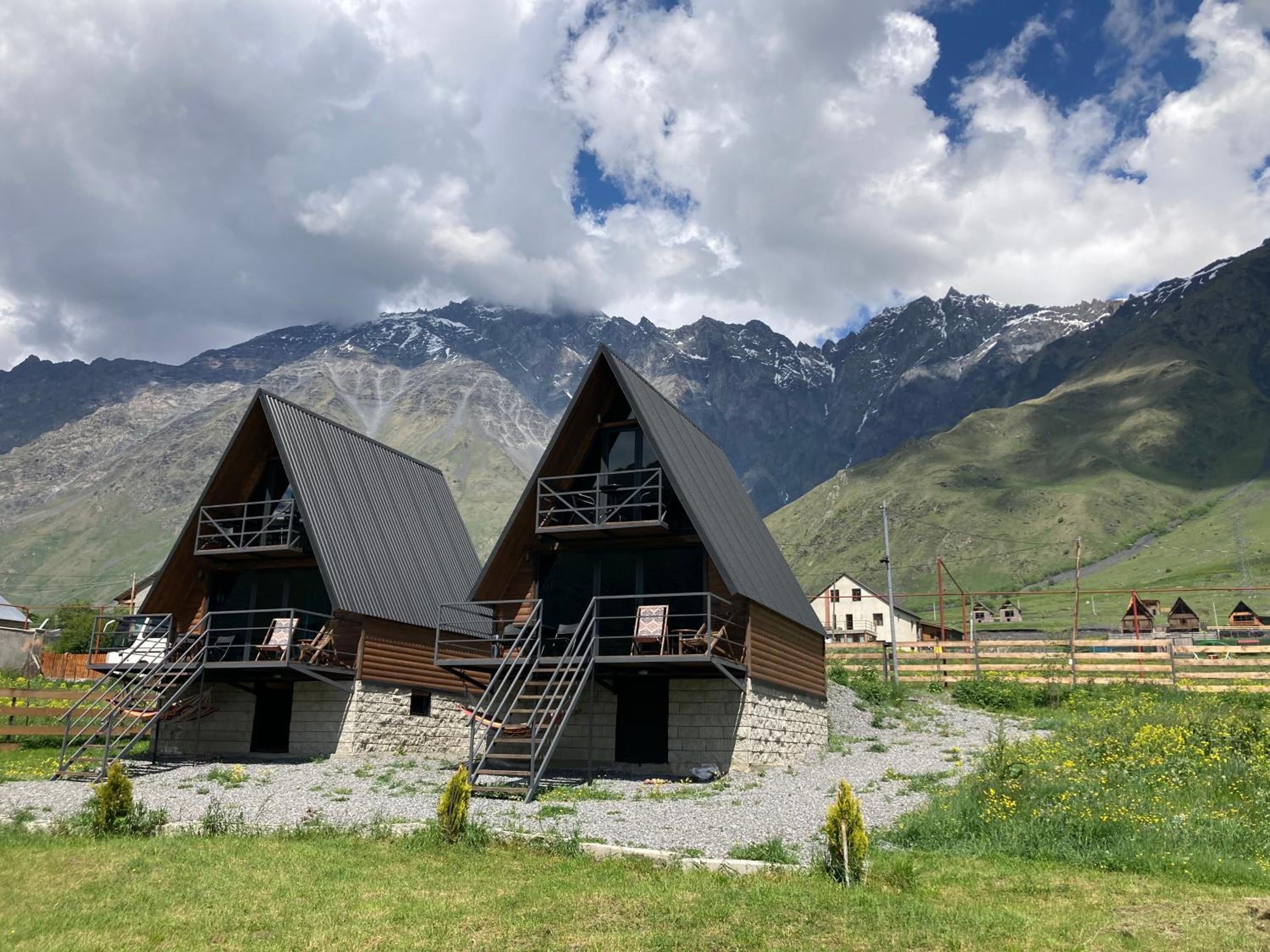 Kazbegi Harmony Cottages