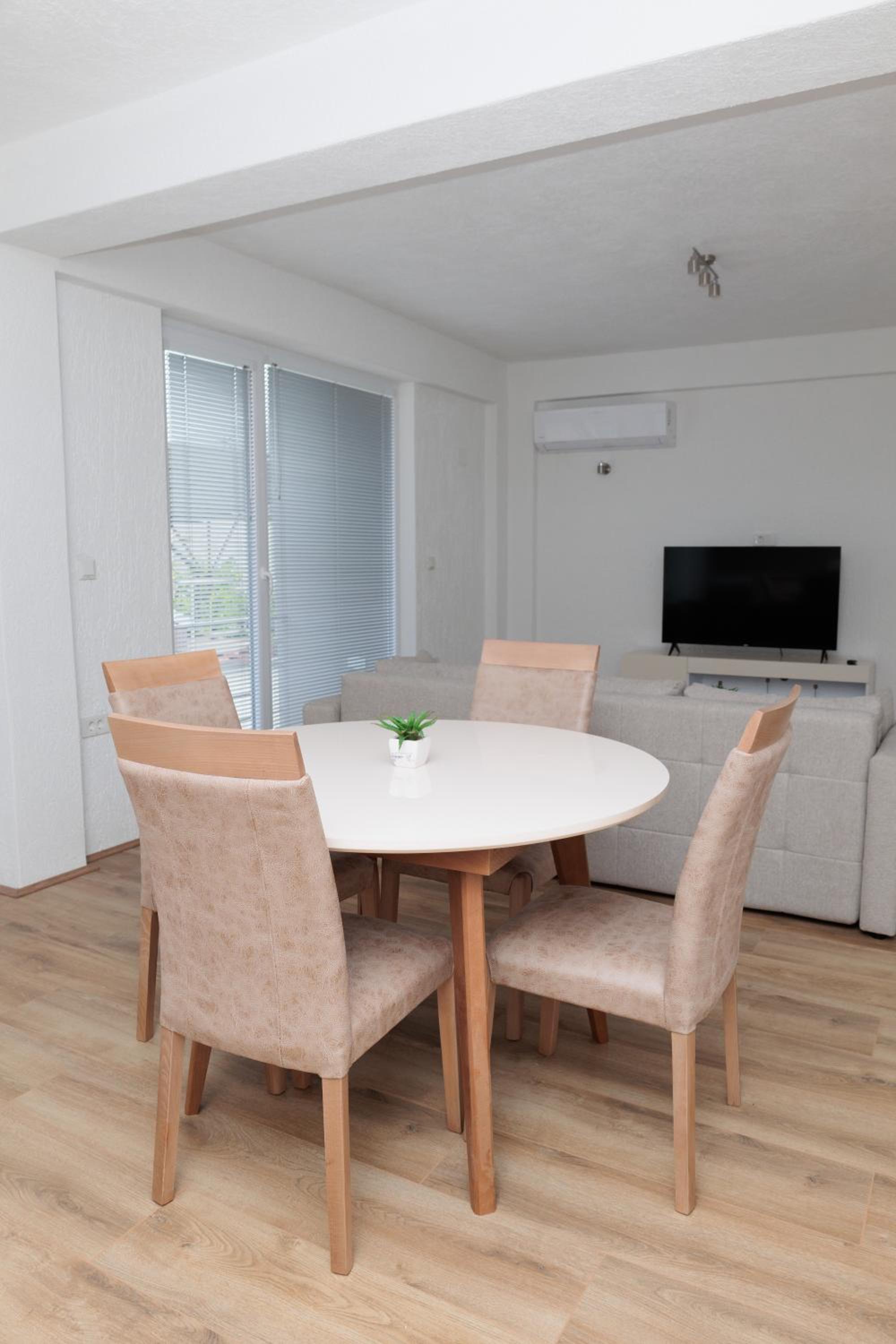 Albatross Apartments, photo 21