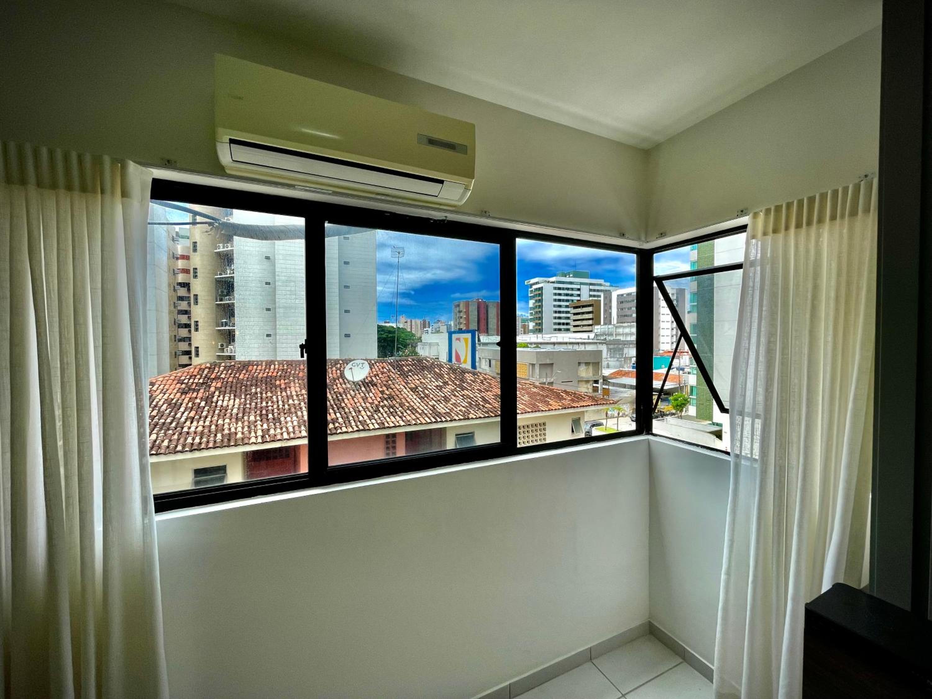 Apartamento Luxo com Piscina em Ponta Verde