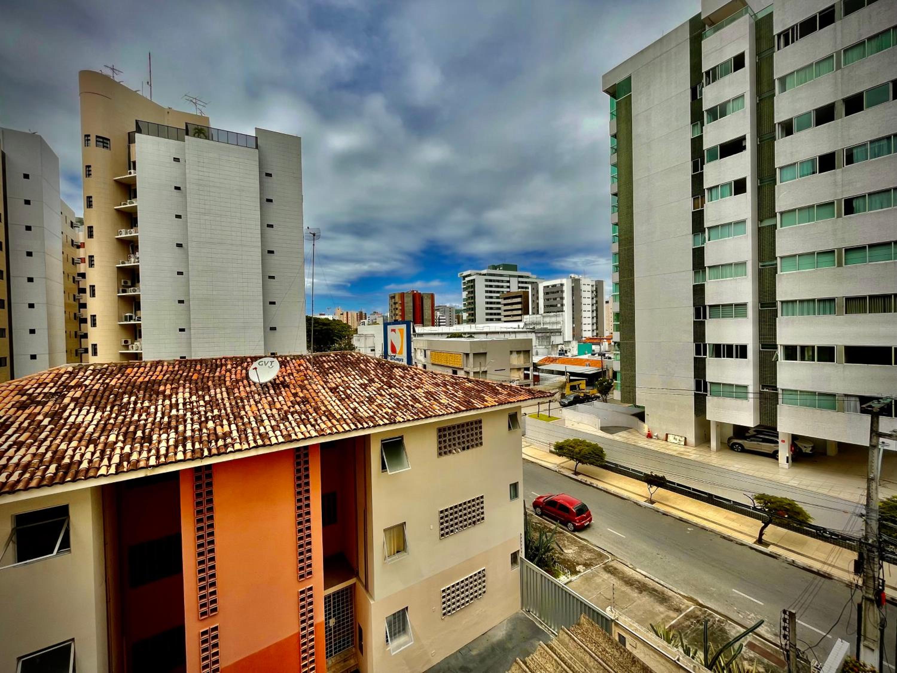 Apartamento Luxo com Piscina em Ponta Verde
