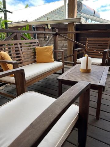 La Bananeraie Apt 35m2 piscine jardin tropical parking privé view 3