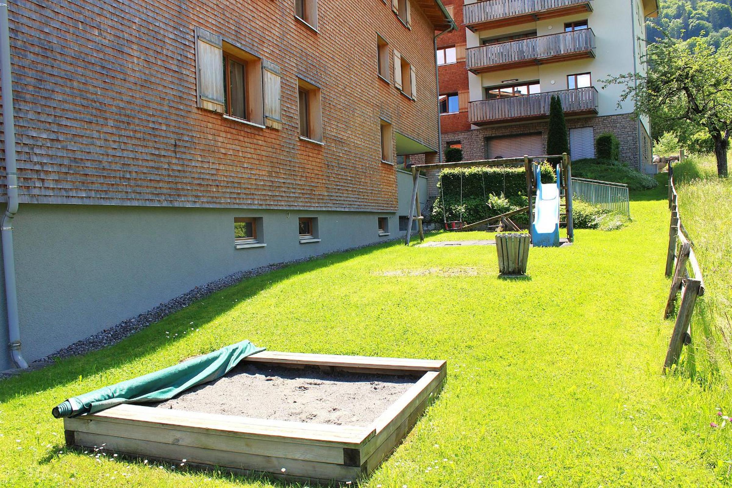 Verwall 1 Garten FeWo by Alpenfeder
