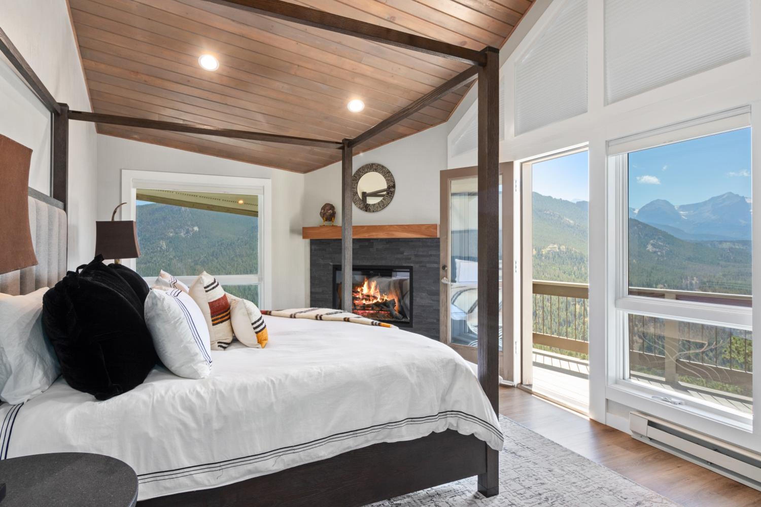 Breathtaking Luxury Mountain Retreat - Estes Park's Best Views - Switzerland in Colorado - Property Image 41