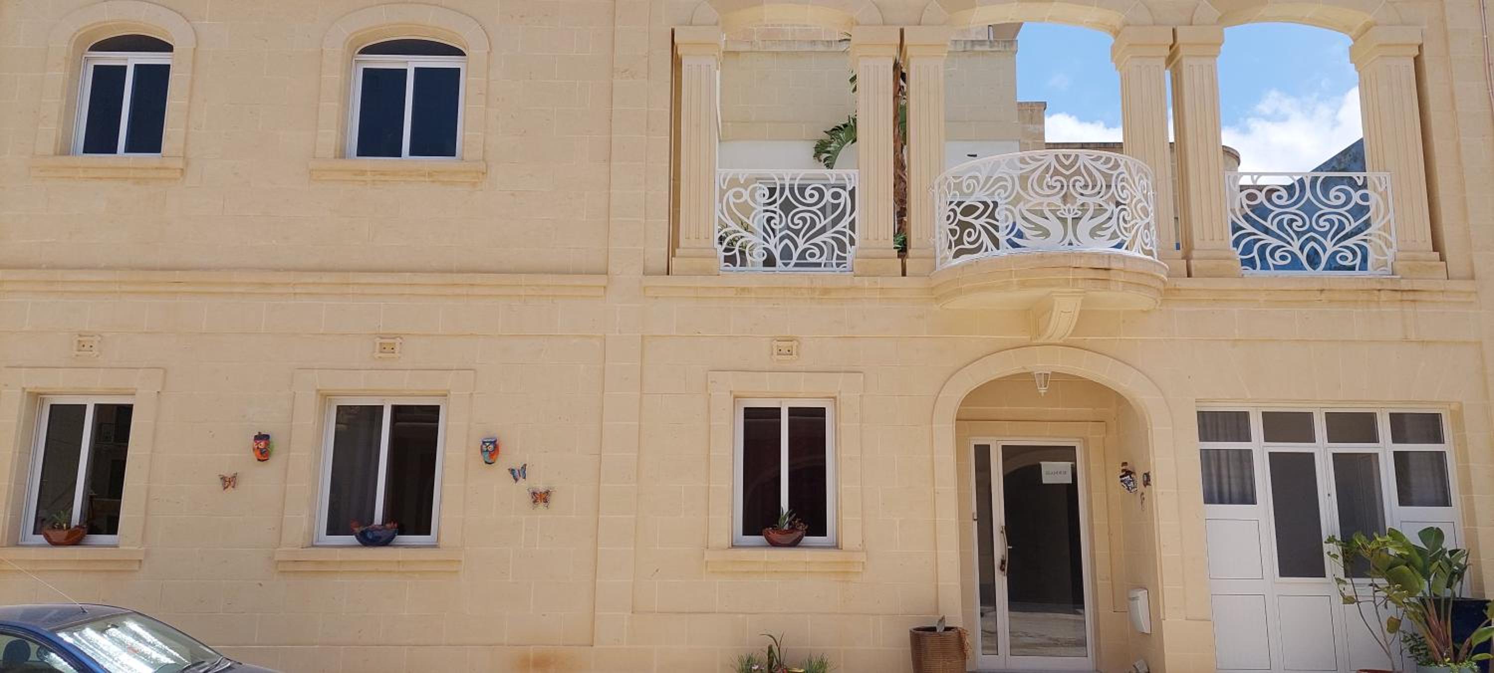Hotel Luxury villa with private pool in Munxar Gozo - Image 1