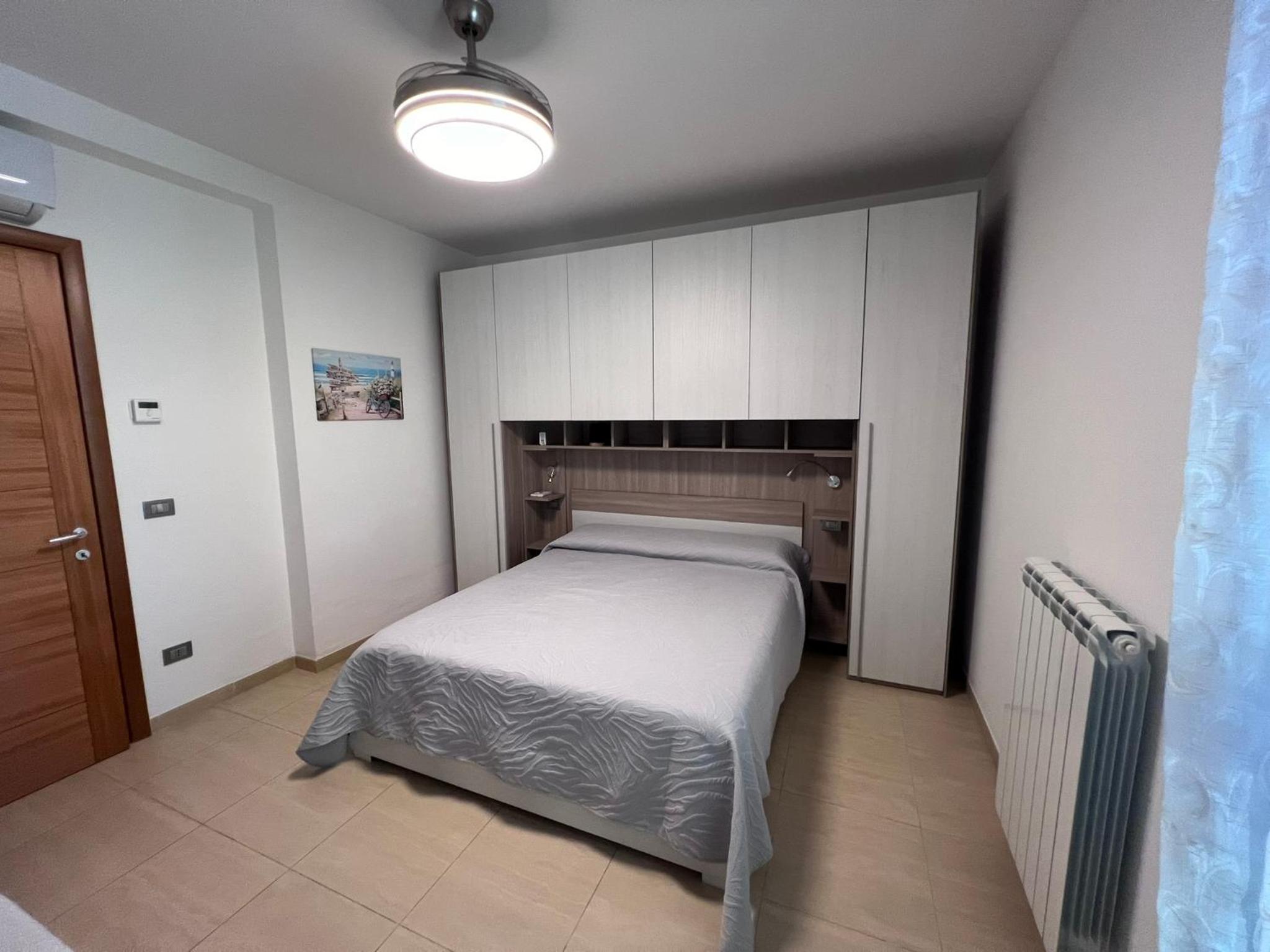 Casa Antia, nuovo bilocale con giardino in Residence con piscina