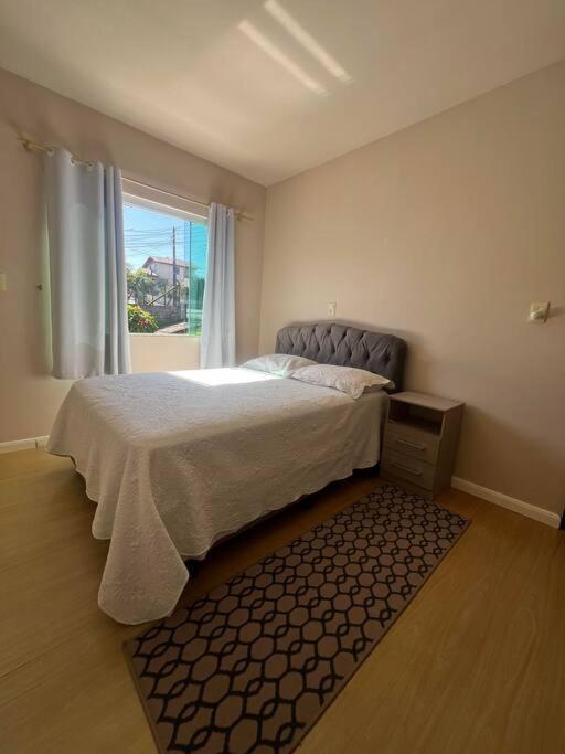 Casa em Brusque, aconchegante com 2 quartos