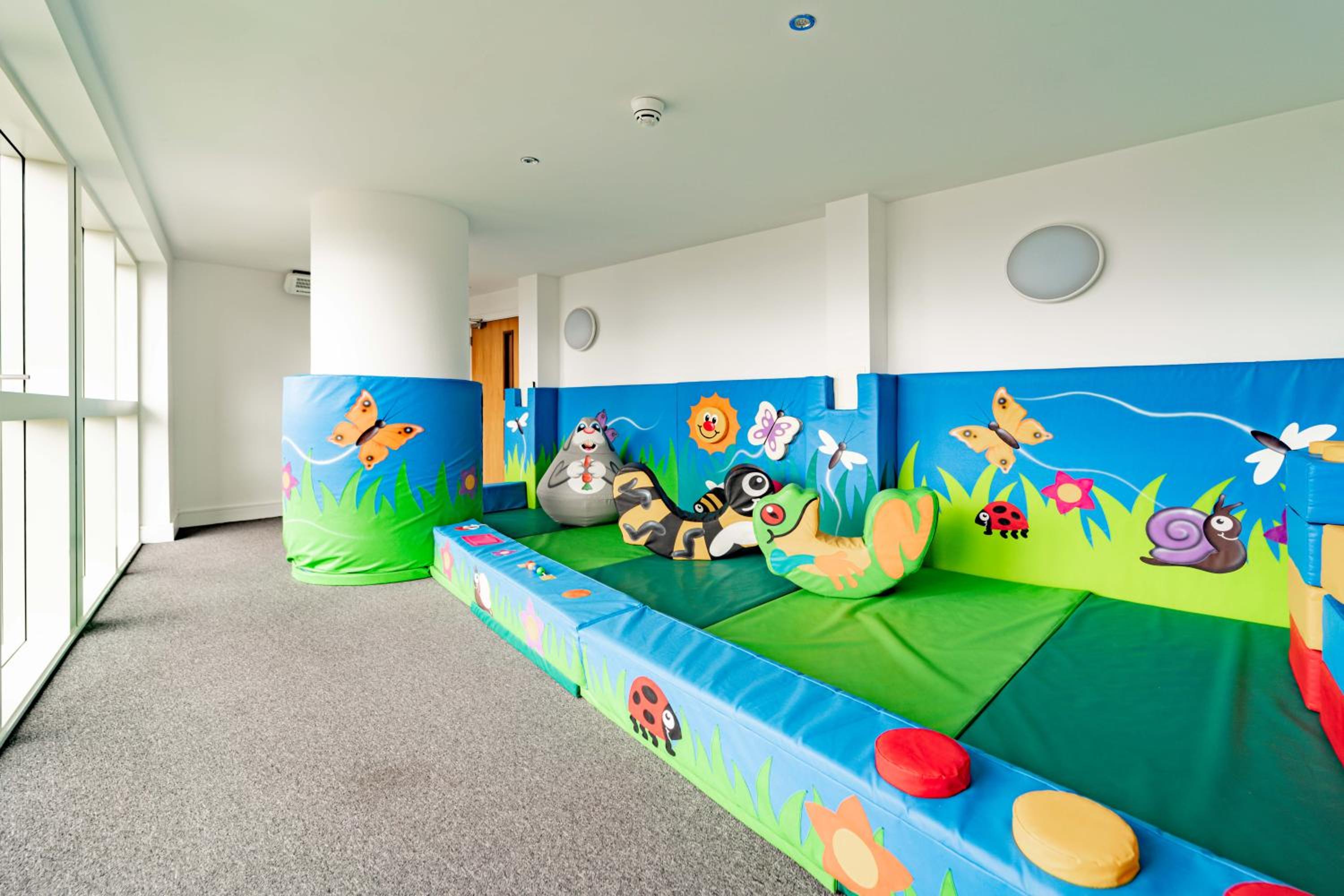 Stylish and Comfortable Canary Wharf Apartment perfect for long stays