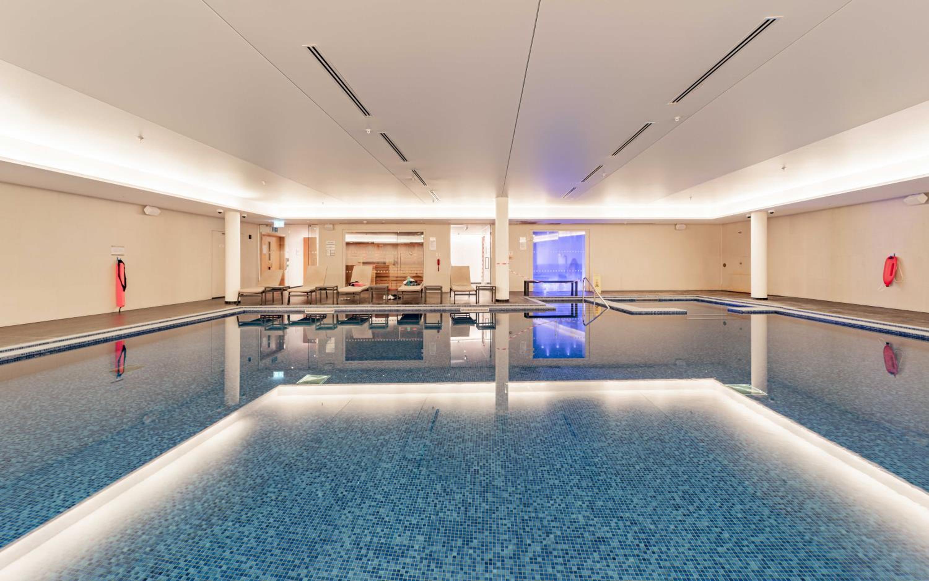 Stylish and Comfortable Canary Wharf Apartment perfect for long stays