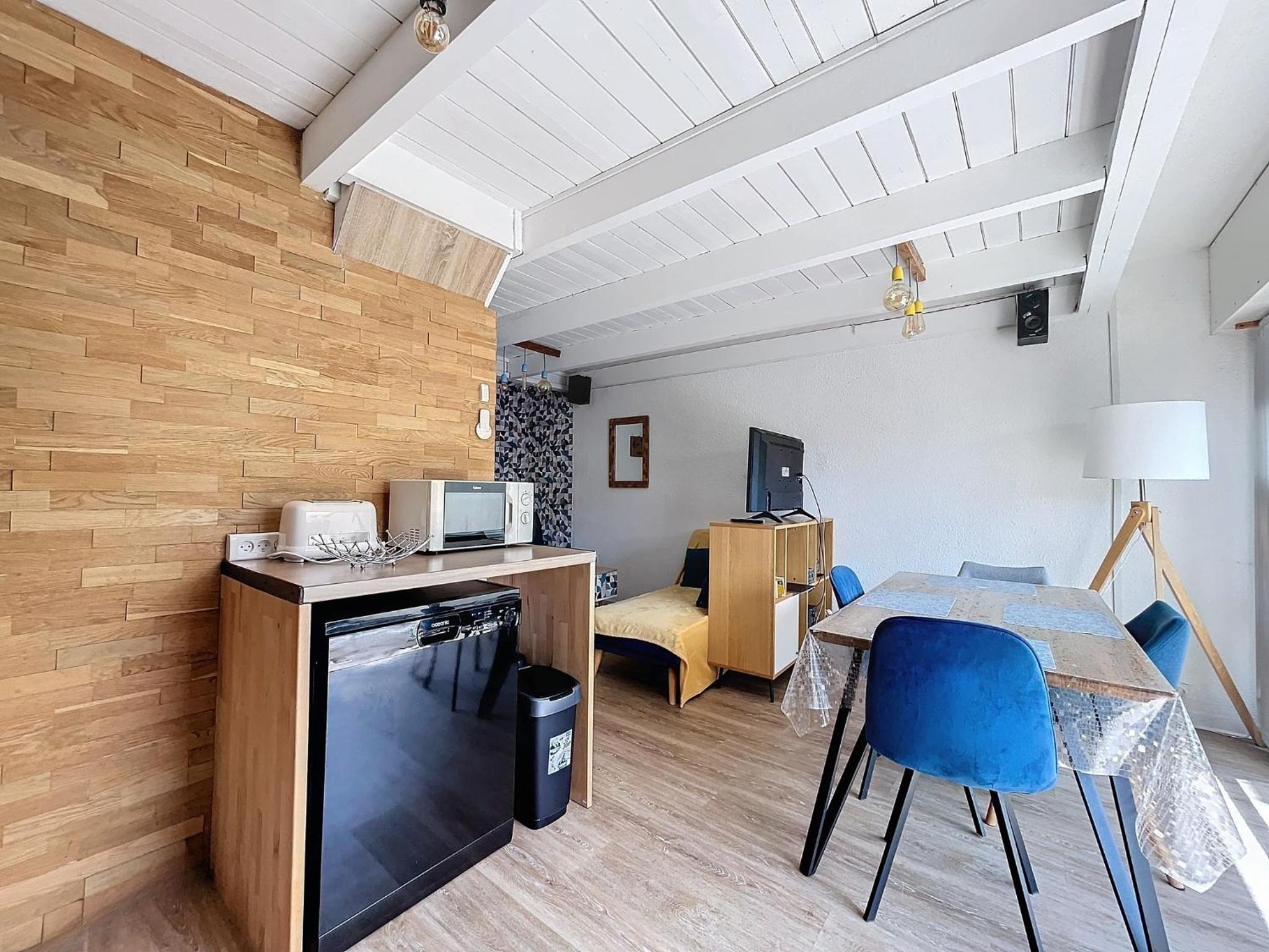 Escapade marine Carnac, Petite Maison toute équipée et confortable, au calme entre plage et ville avec jardinet au sud