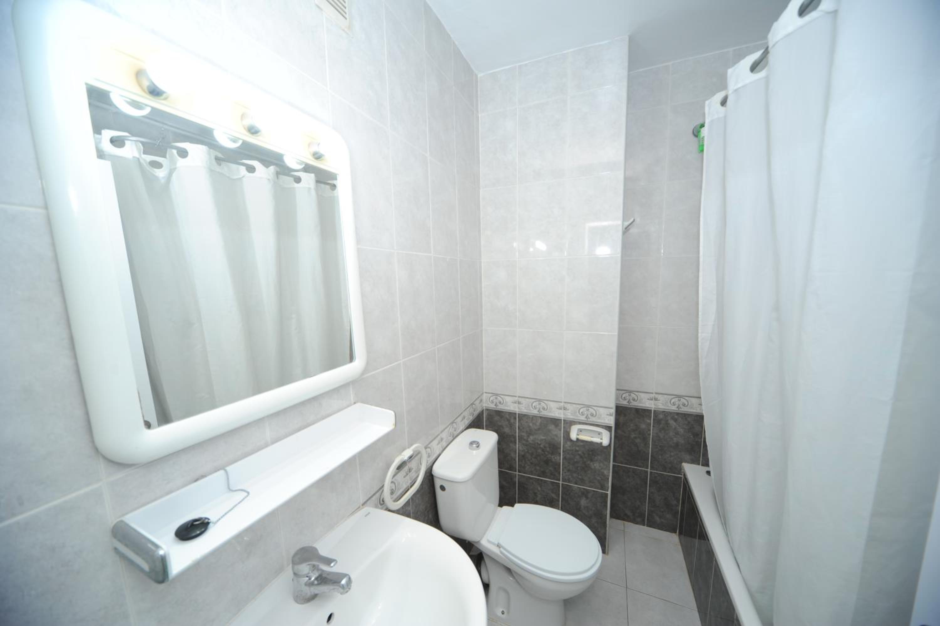 Apartamentos Estoril I - II Orangecosta