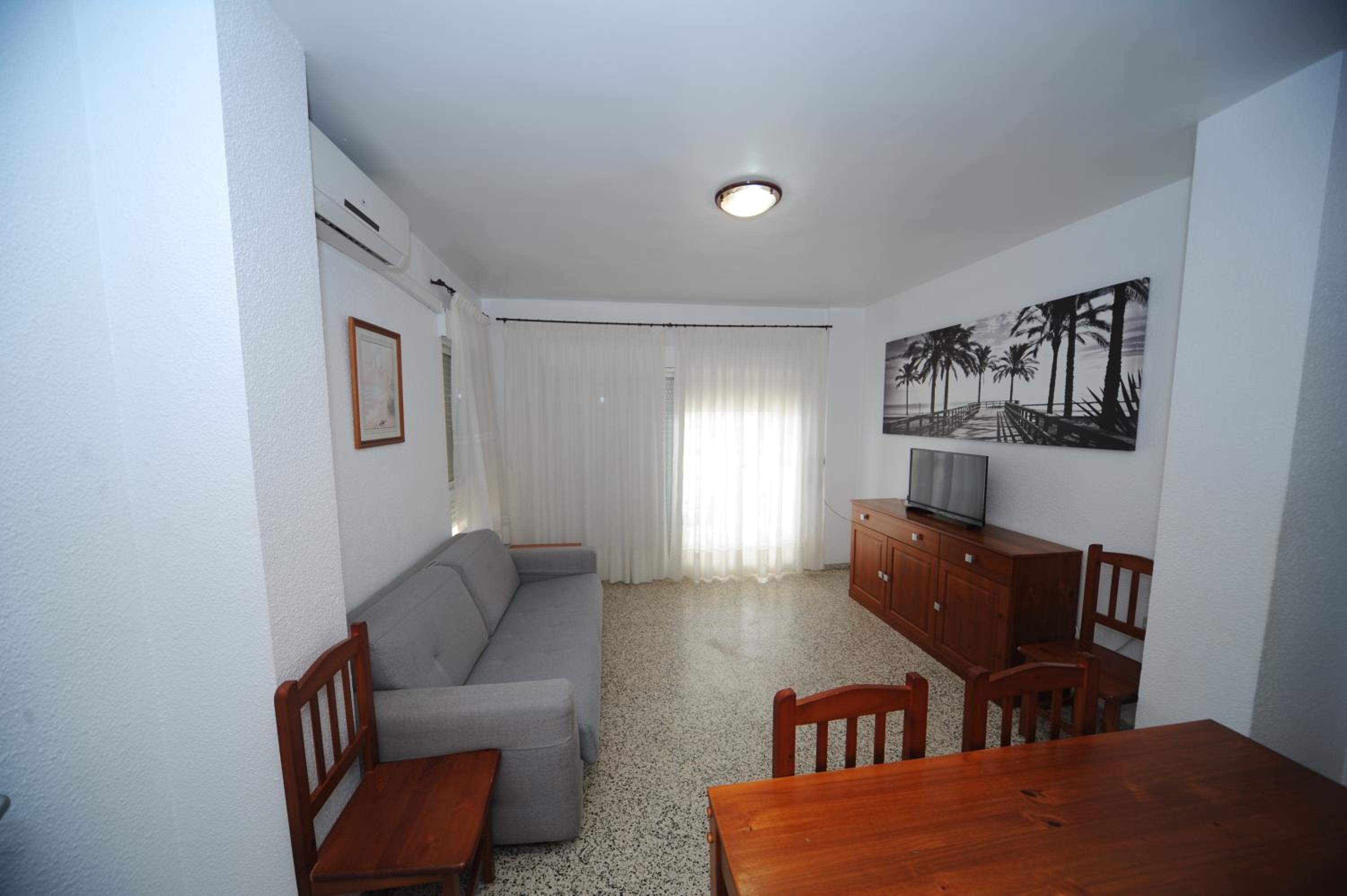 Apartamentos Estoril I - II Orangecosta