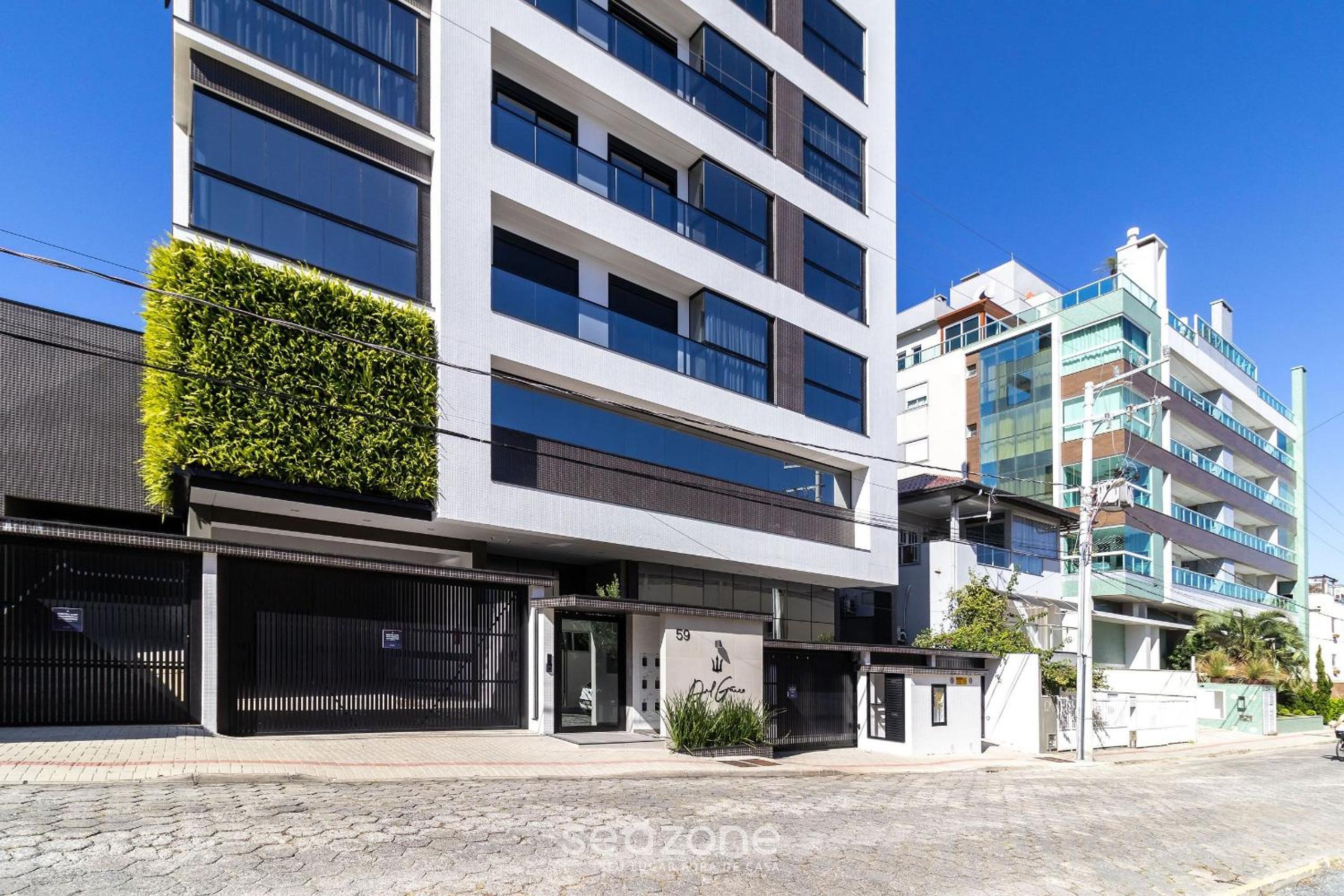 Apto c/ Churrasqueira apenas 300m da Praia DGC403