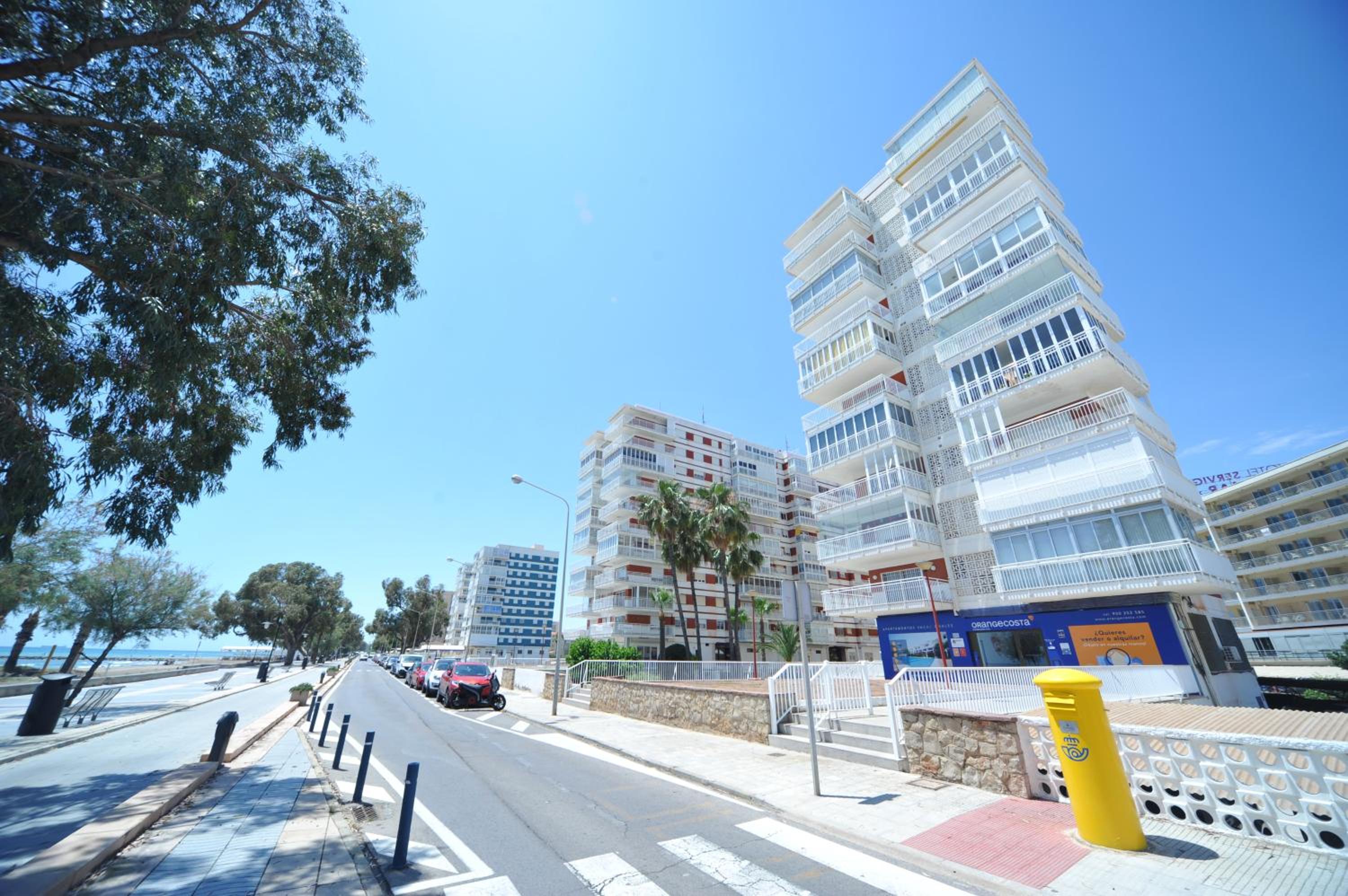 Apartamentos Estoril I - II Orangecosta