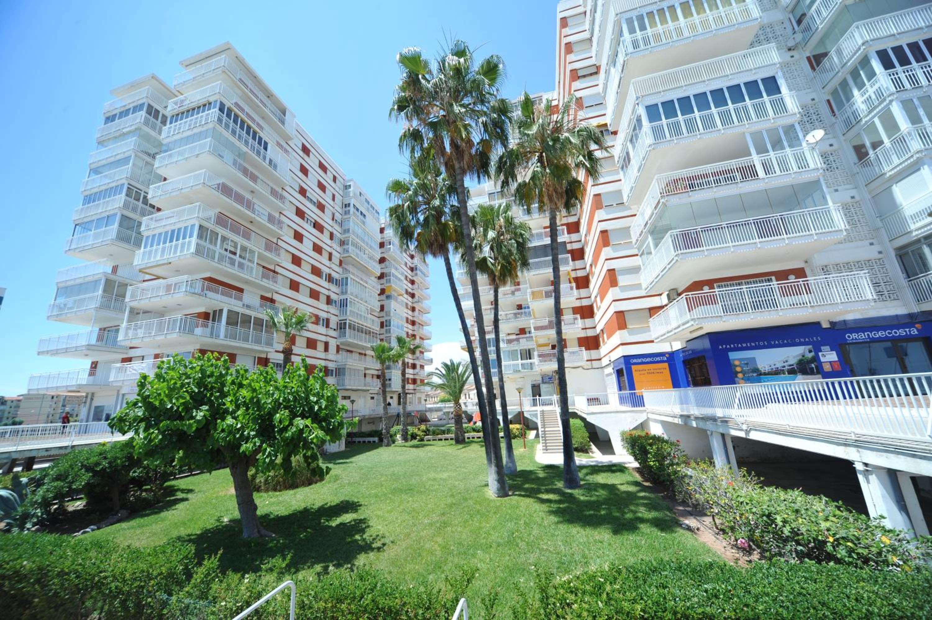 Apartamentos Estoril I - II Orangecosta