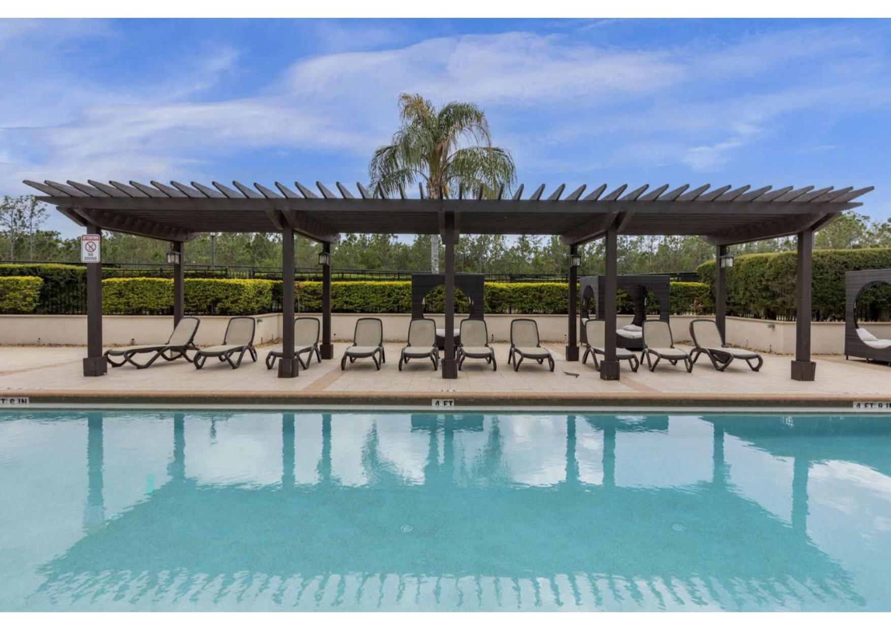 Luxury Townhome - Close to Disney