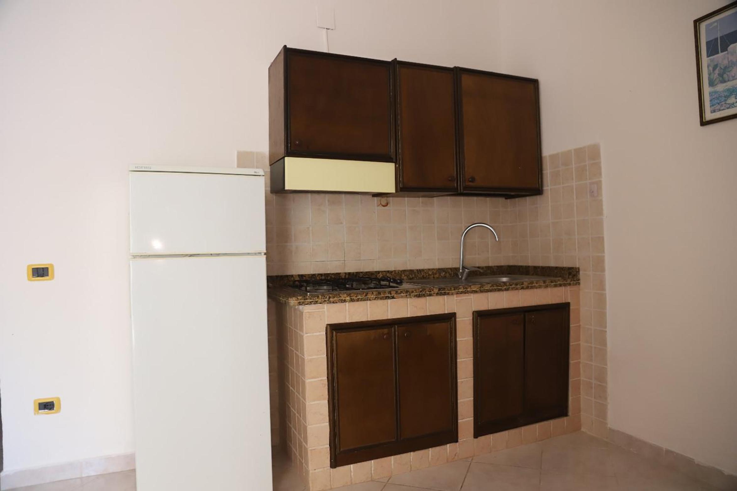 Two-room apartment with swimming pool and breakfast included, 2 km from Tropea view 2