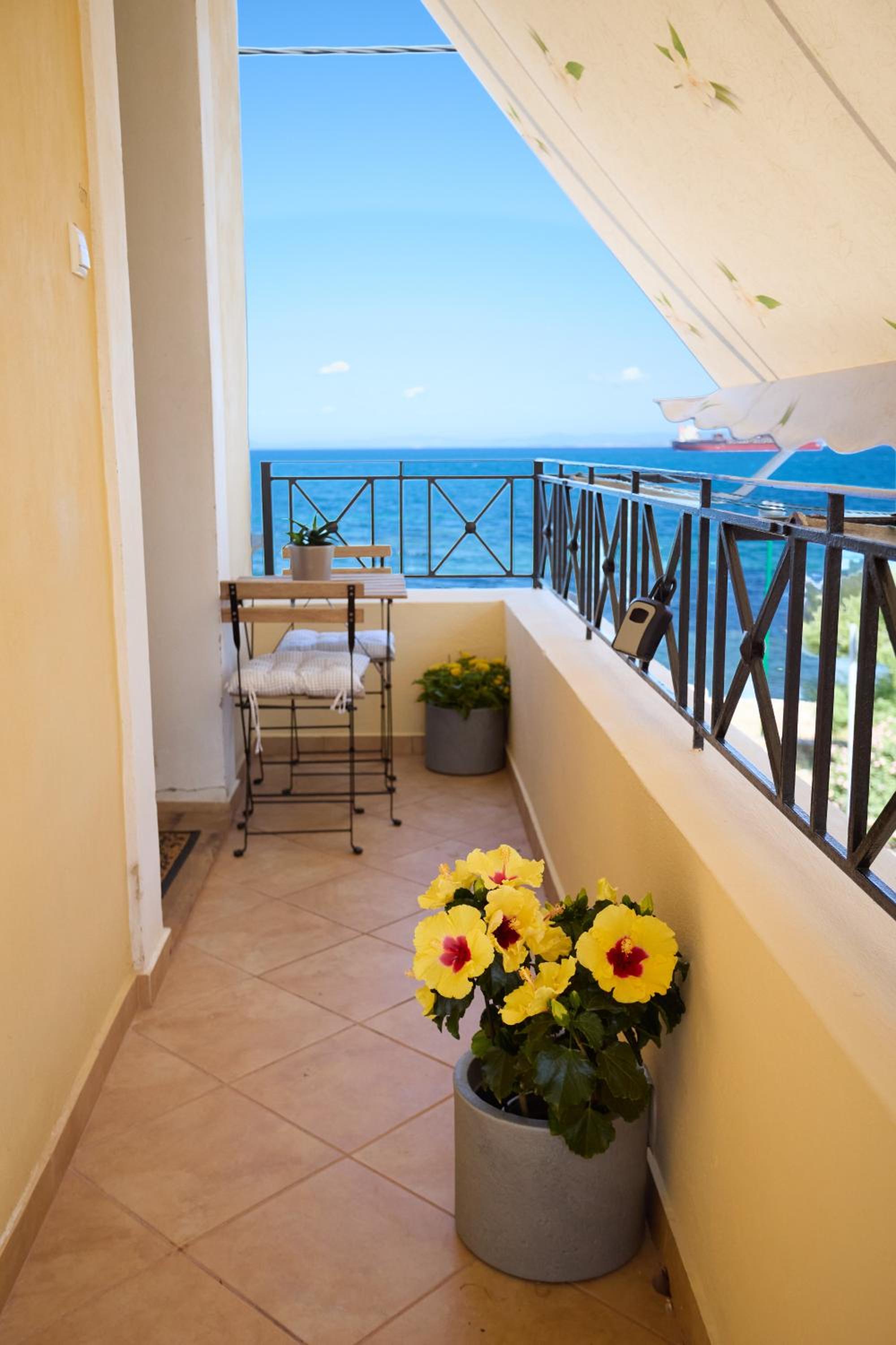 Windmills Apartments Chios