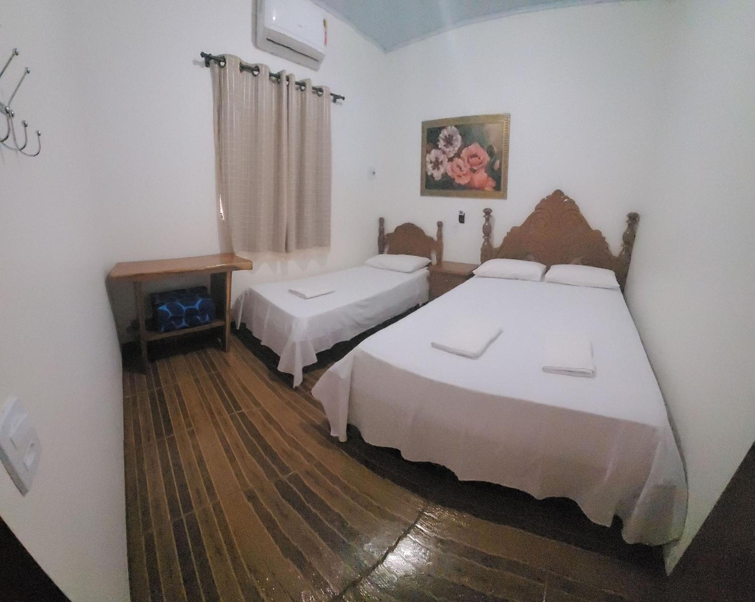 Casa Flor do Ipê Homes