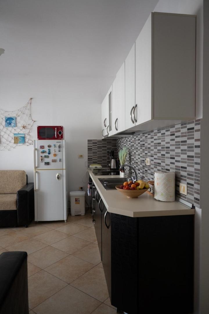 Hoxha Veranda Apartment