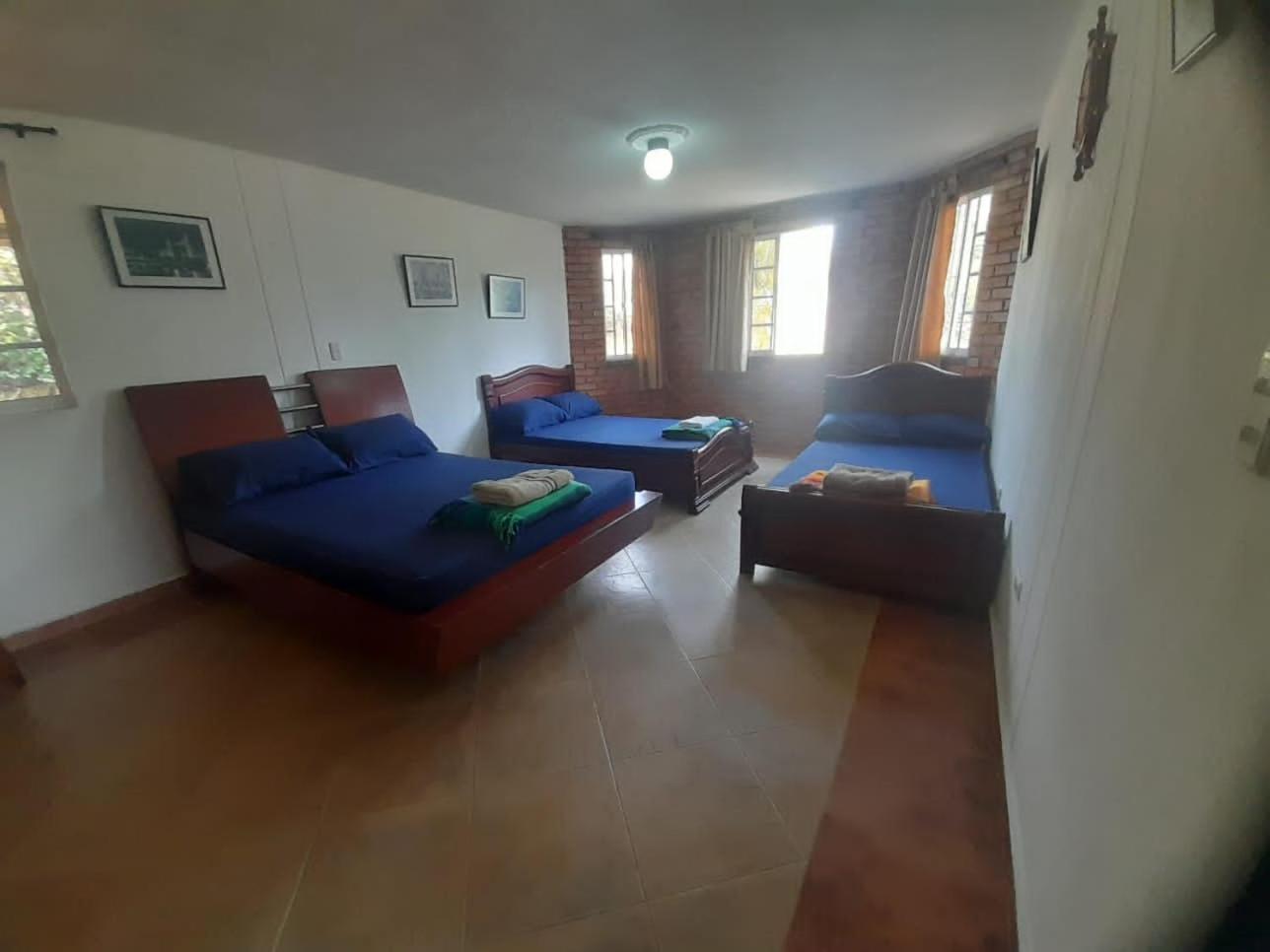 Villa Monterrey- Mesa de Los Santos