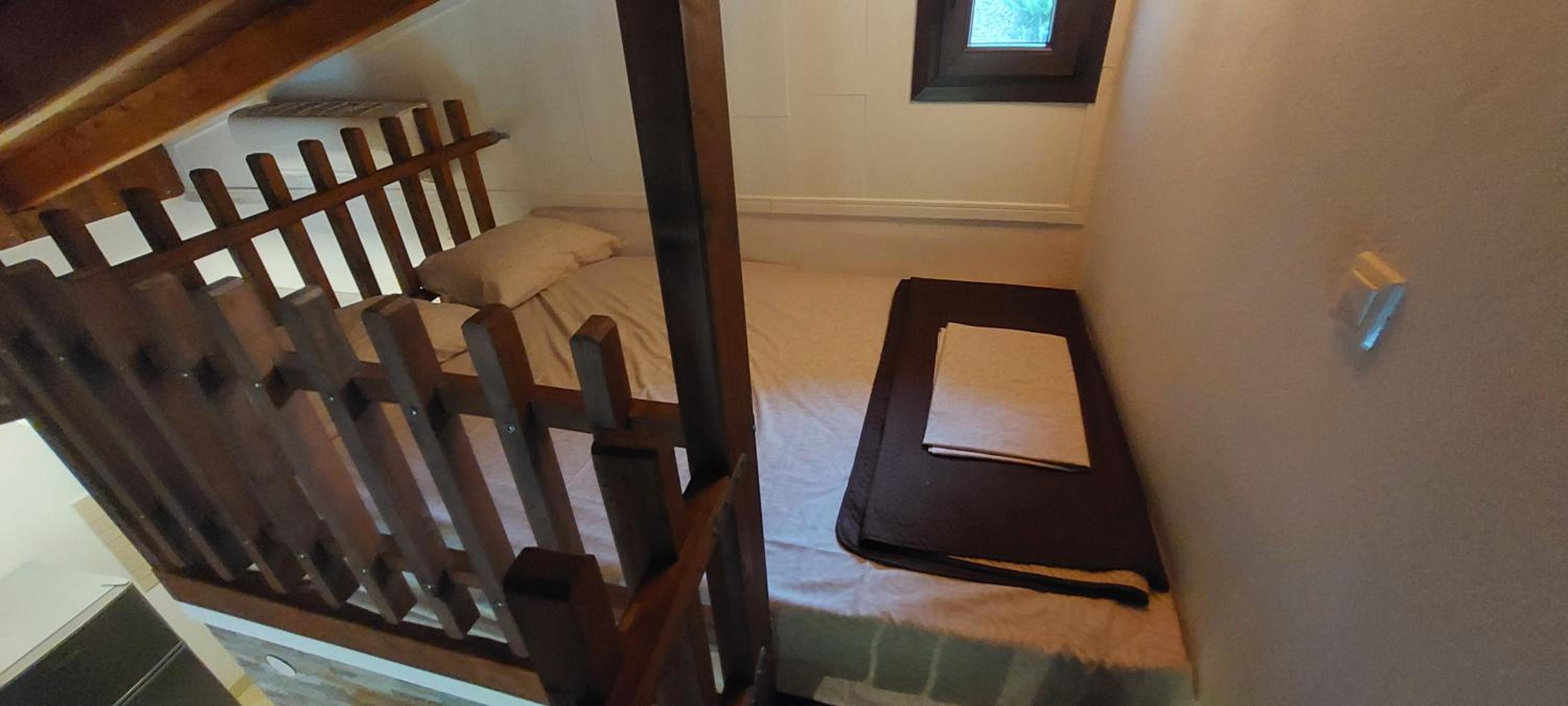 Photo 37
