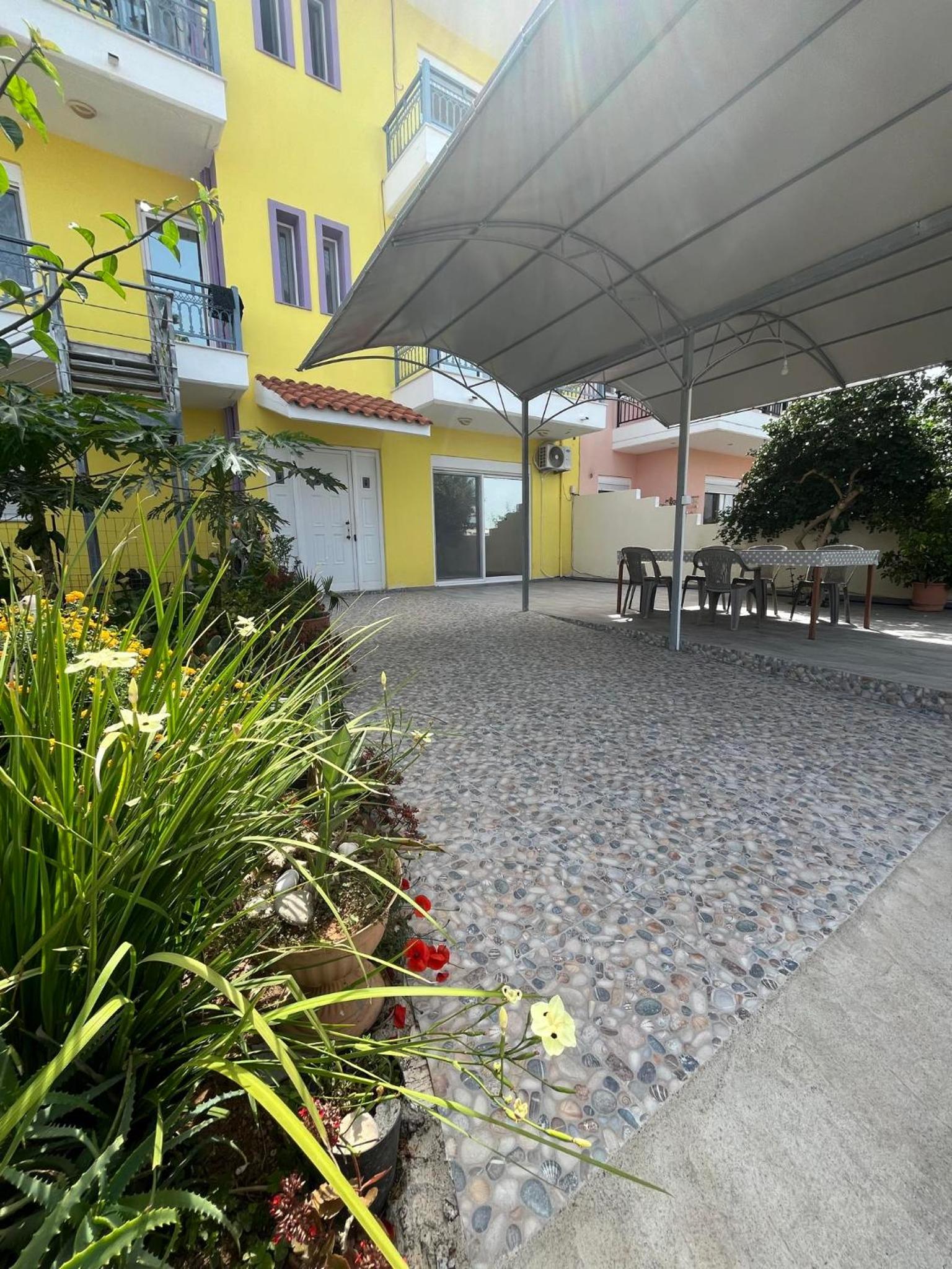Photo 23