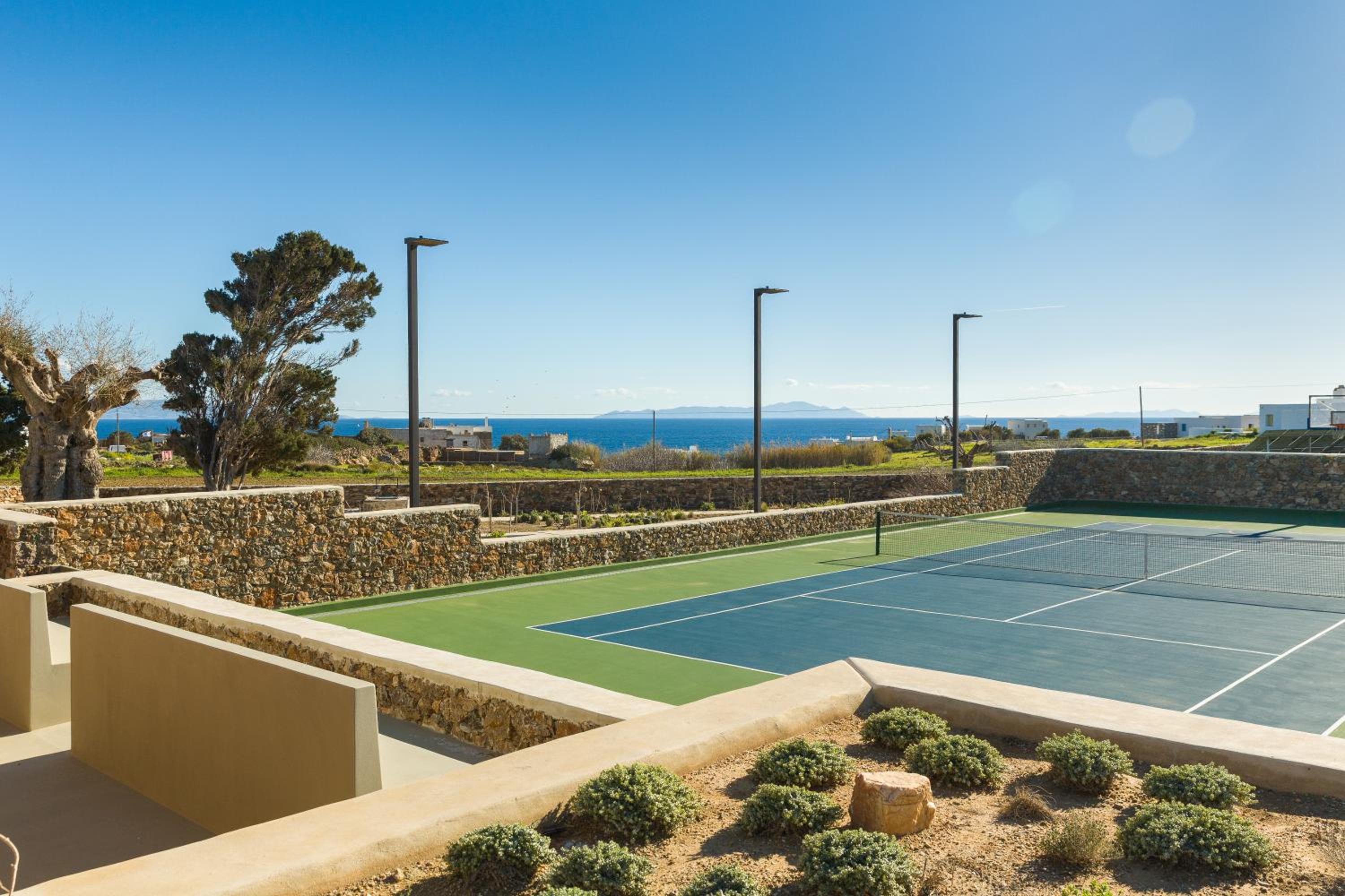 ELEONAS Paros estate - villas with private pools OR jacuzzi & professional tennis court view 3