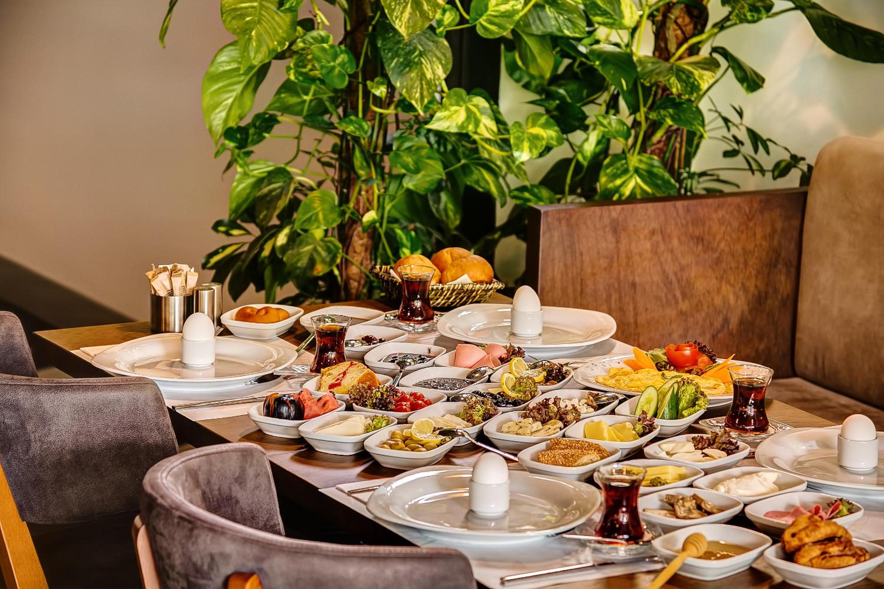 Plus Hotel Bostancı Ataşehir - Image 14