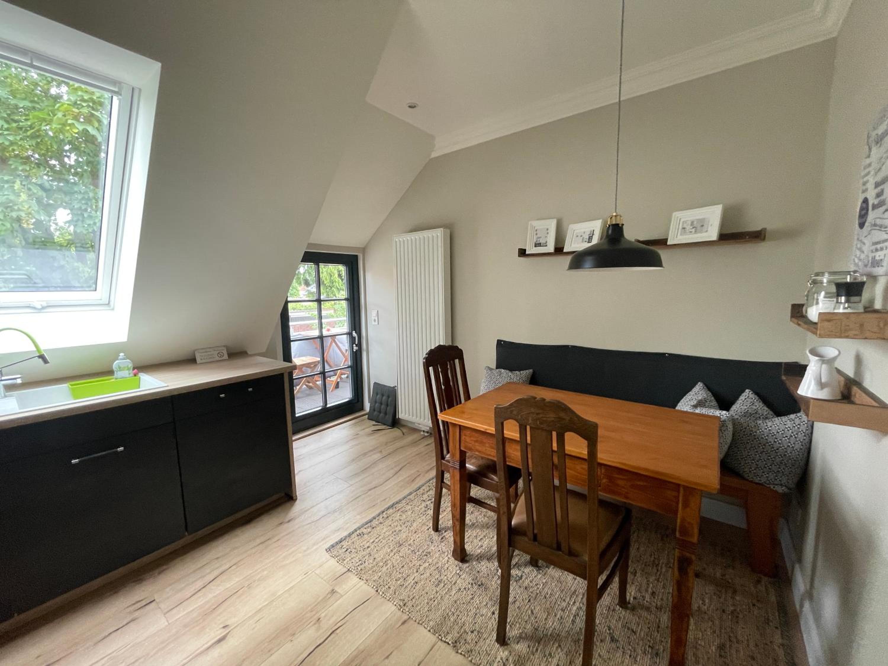 Luxus Lindenhof Apartments -Ferienwohnungen in Friesland an der Nordsee am Naturschutzgebiet Urwald