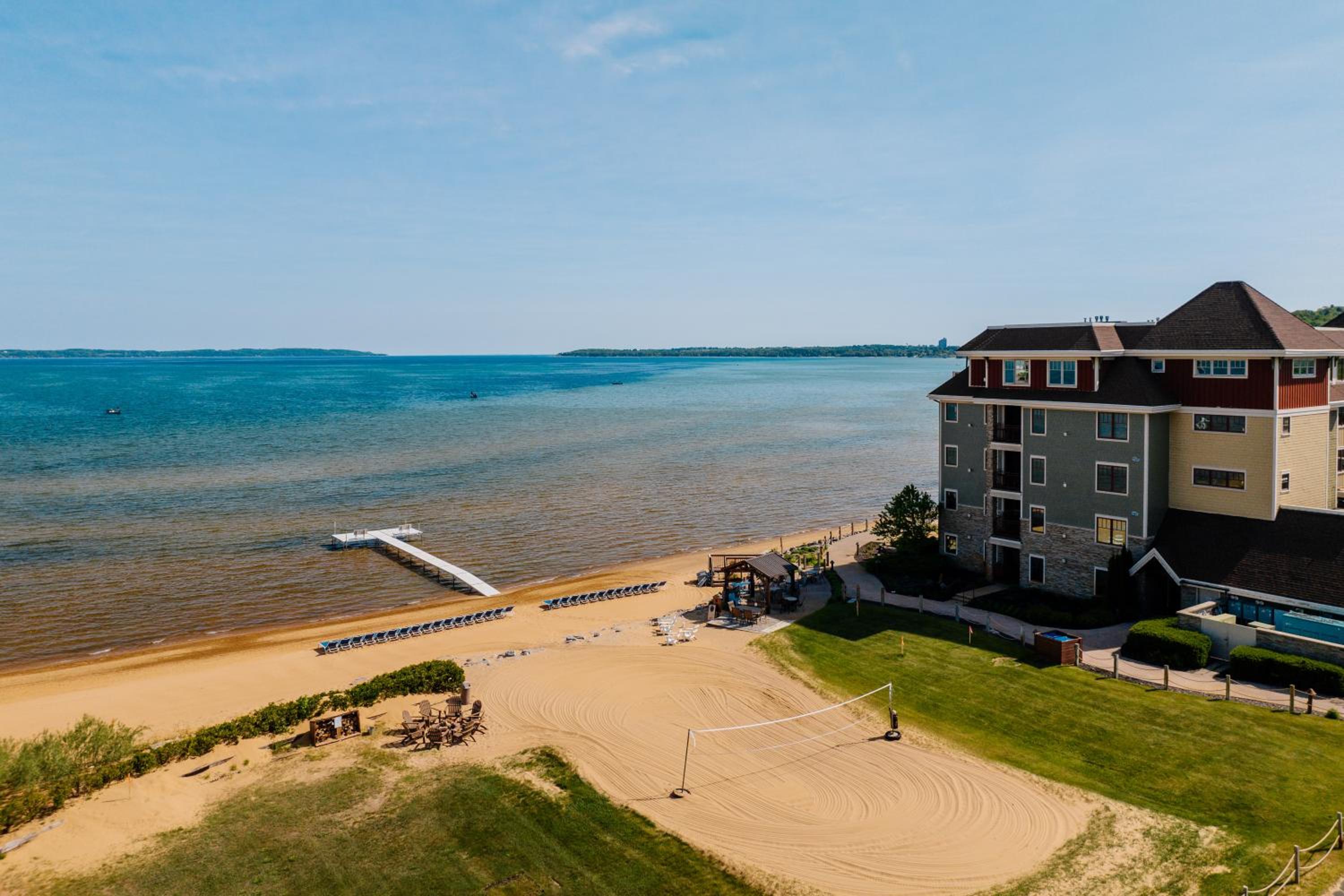 Tamarack Lodge