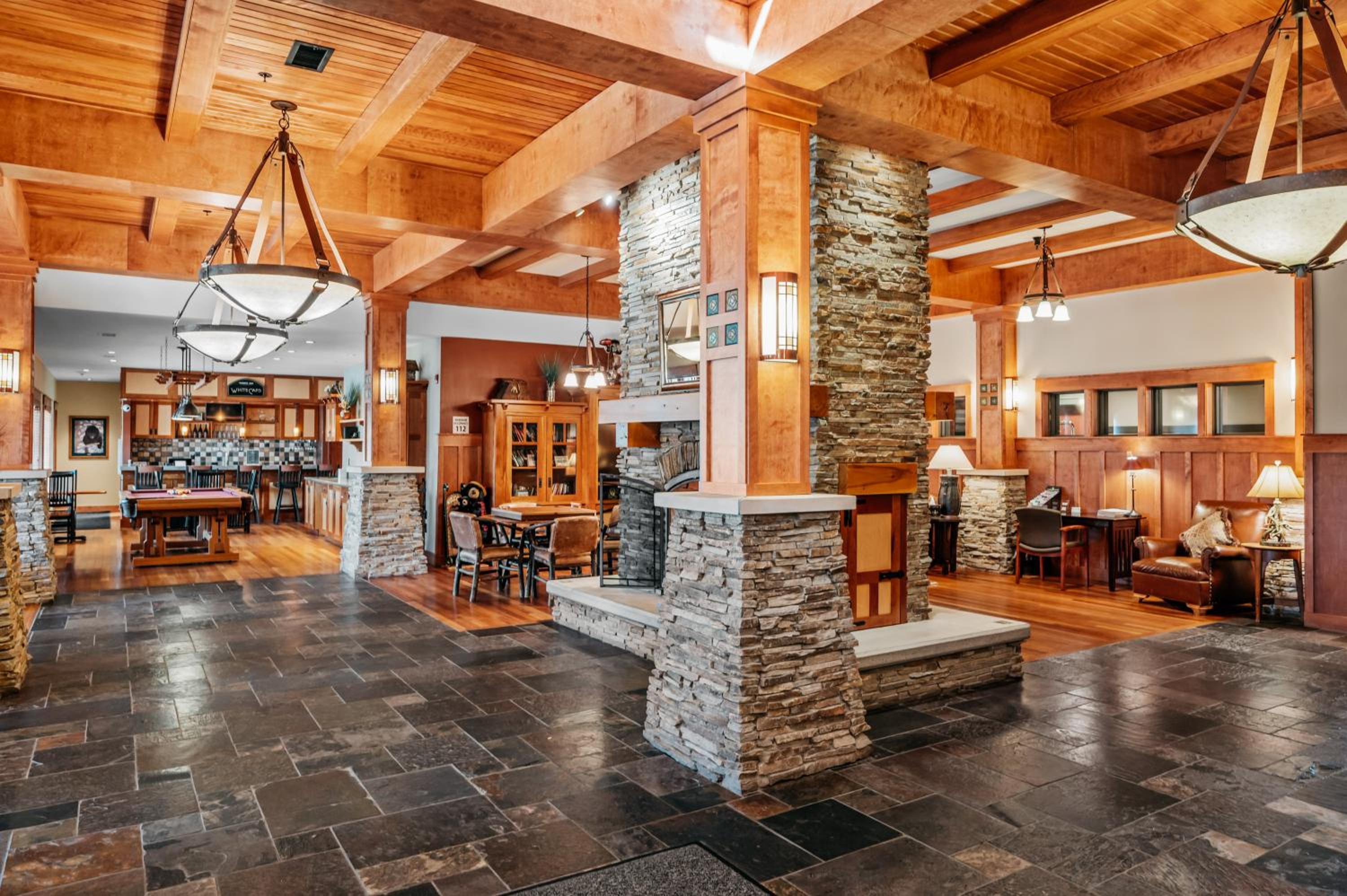 Tamarack Lodge