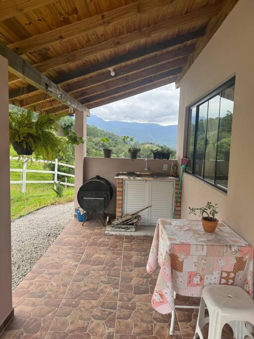 Cabana recanto do arruda para casal em Águas mornas