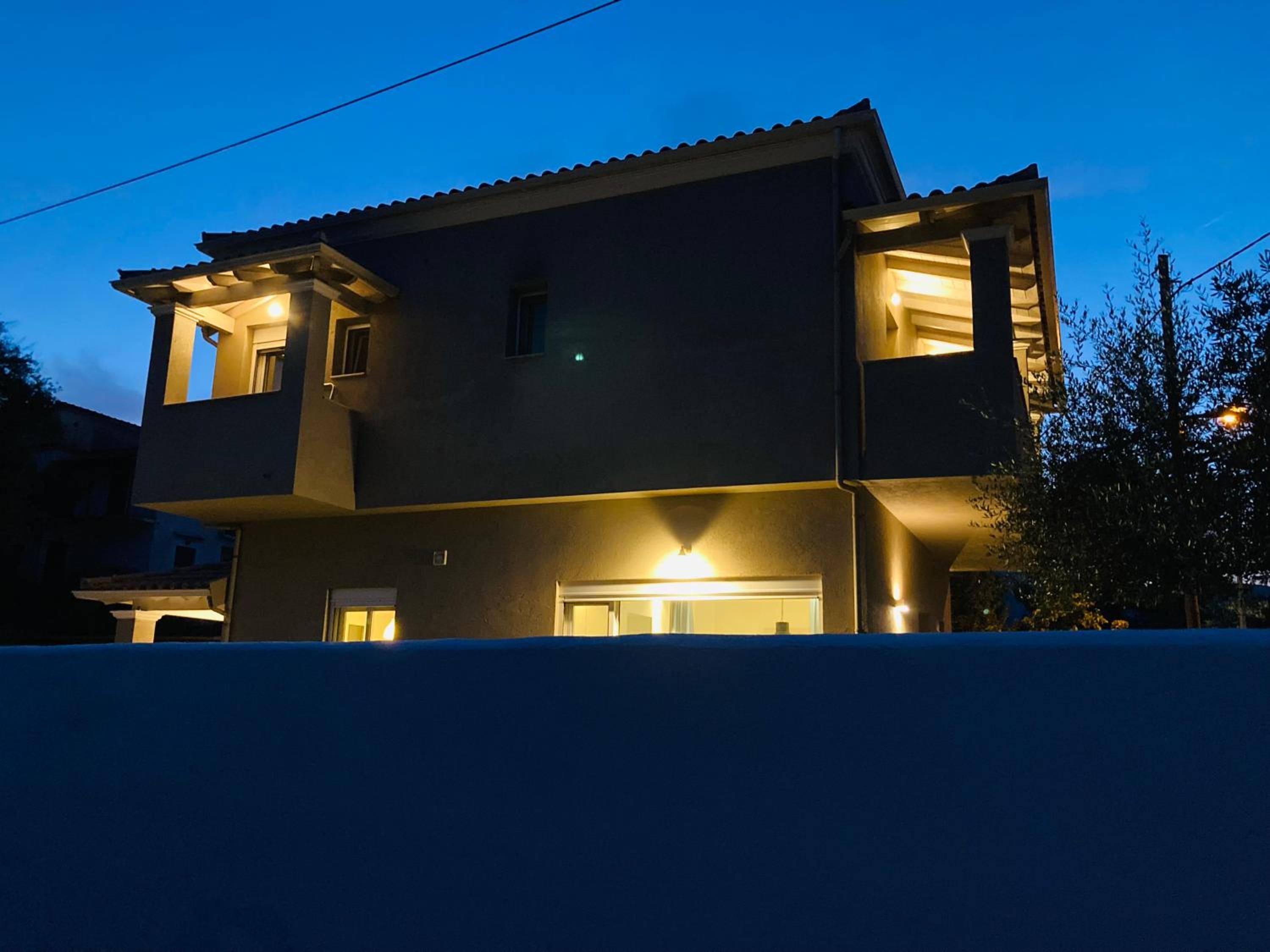 Levanda House Dasia private pool view 2