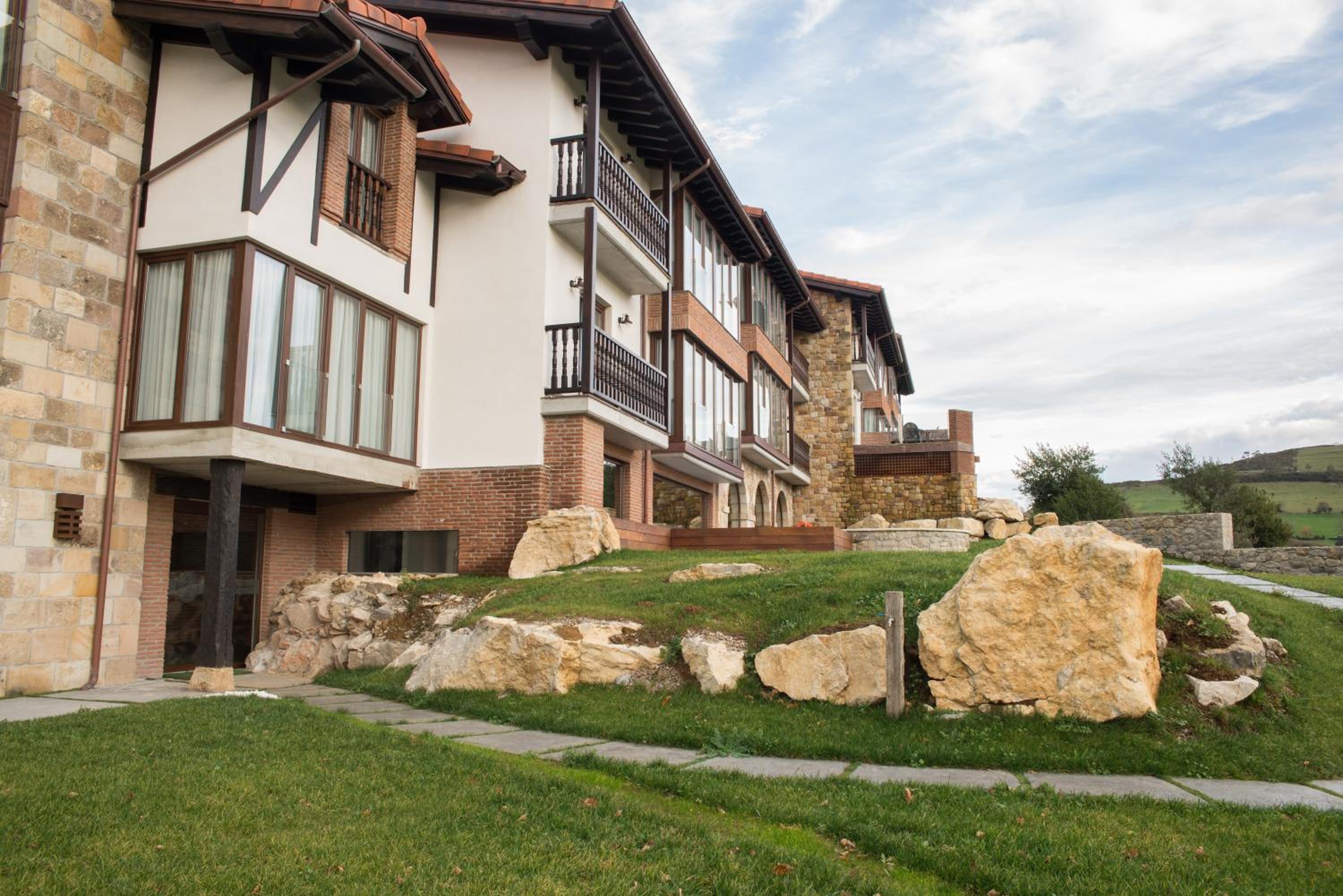 Apartamentos Estela de Altamira view 2