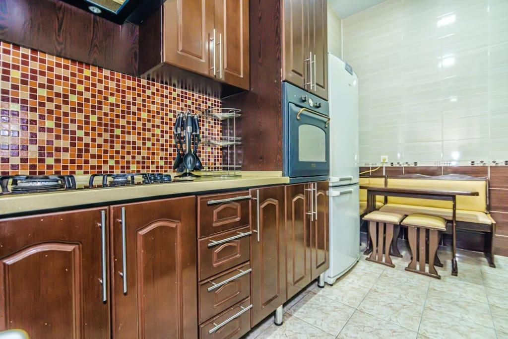 Targovu 3 Room