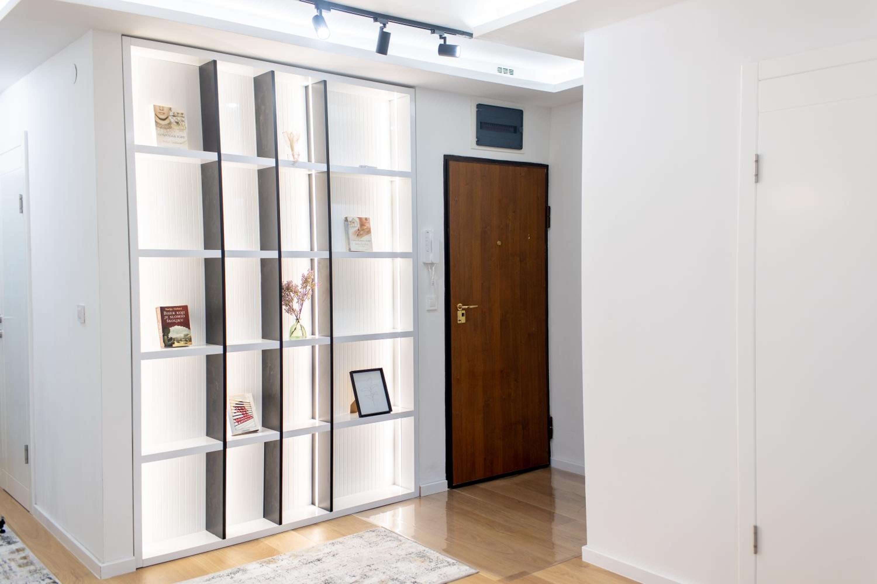 Old Town Heaven 3-bedroom apartment with balcony