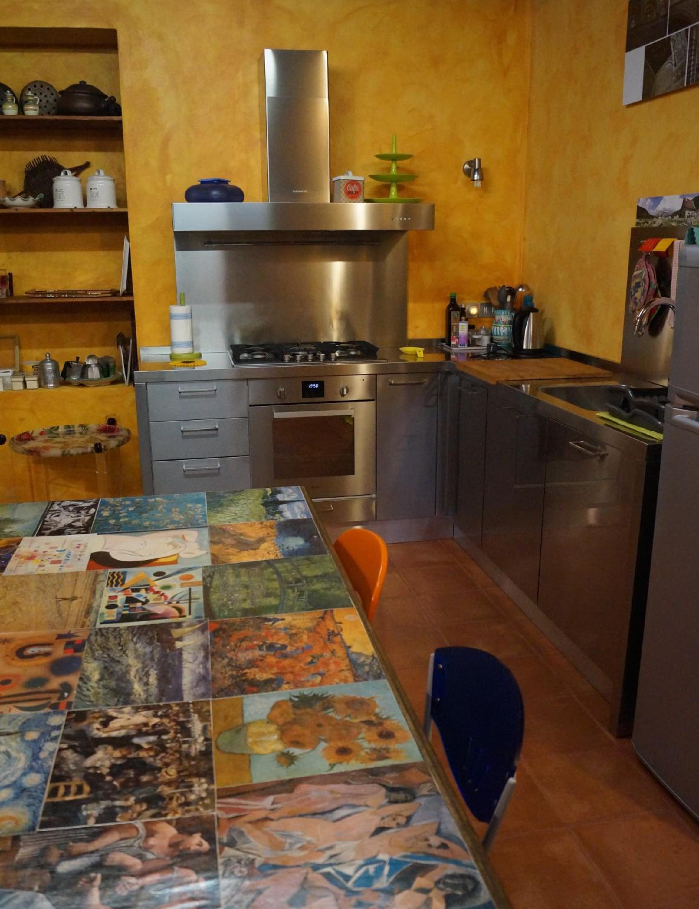 Casa il Girasole con piscina nelle Marche