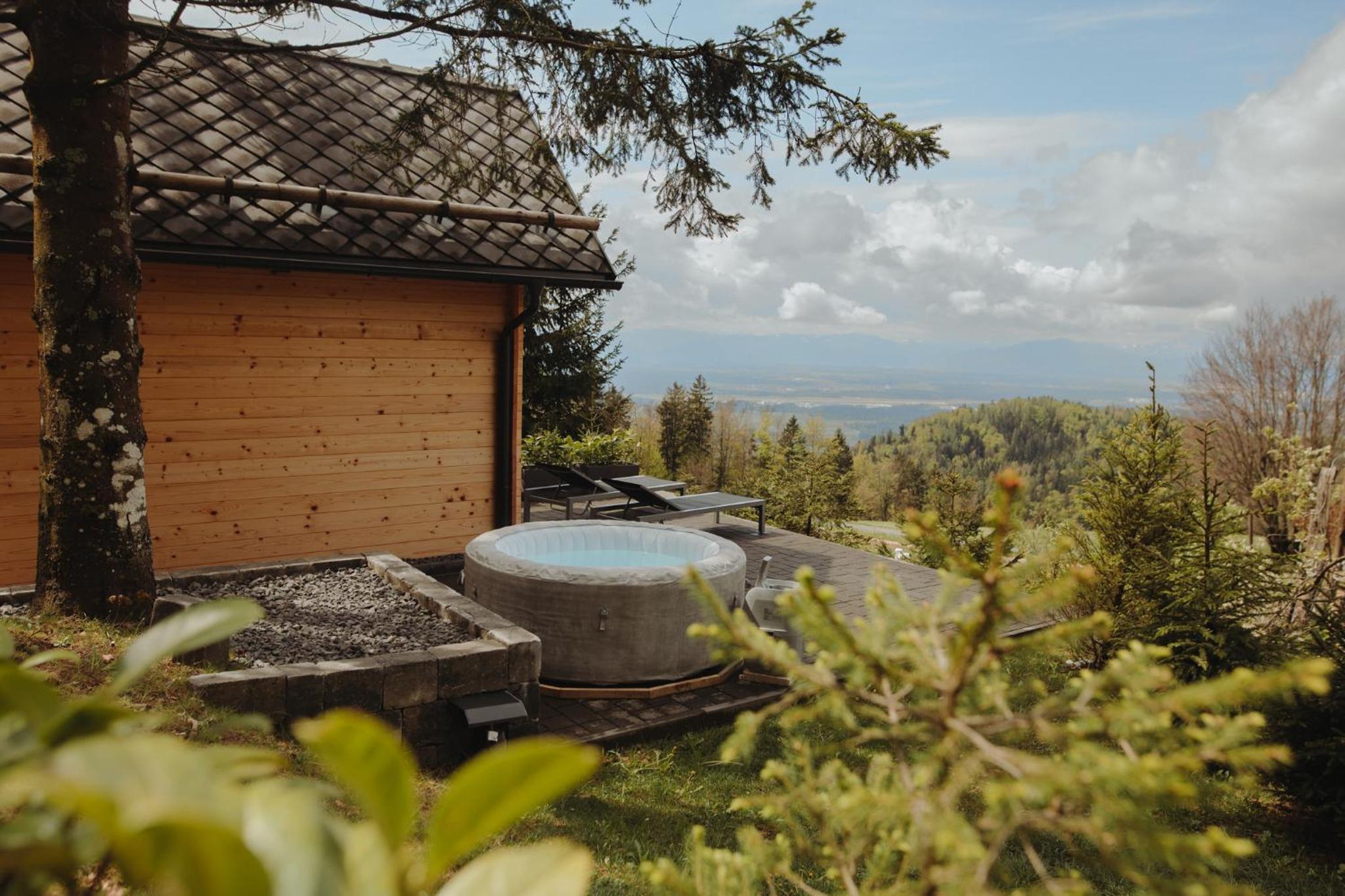 Med smrekami - Studio apartment with Chalet, Sauna and Jacuzzi, photo 14