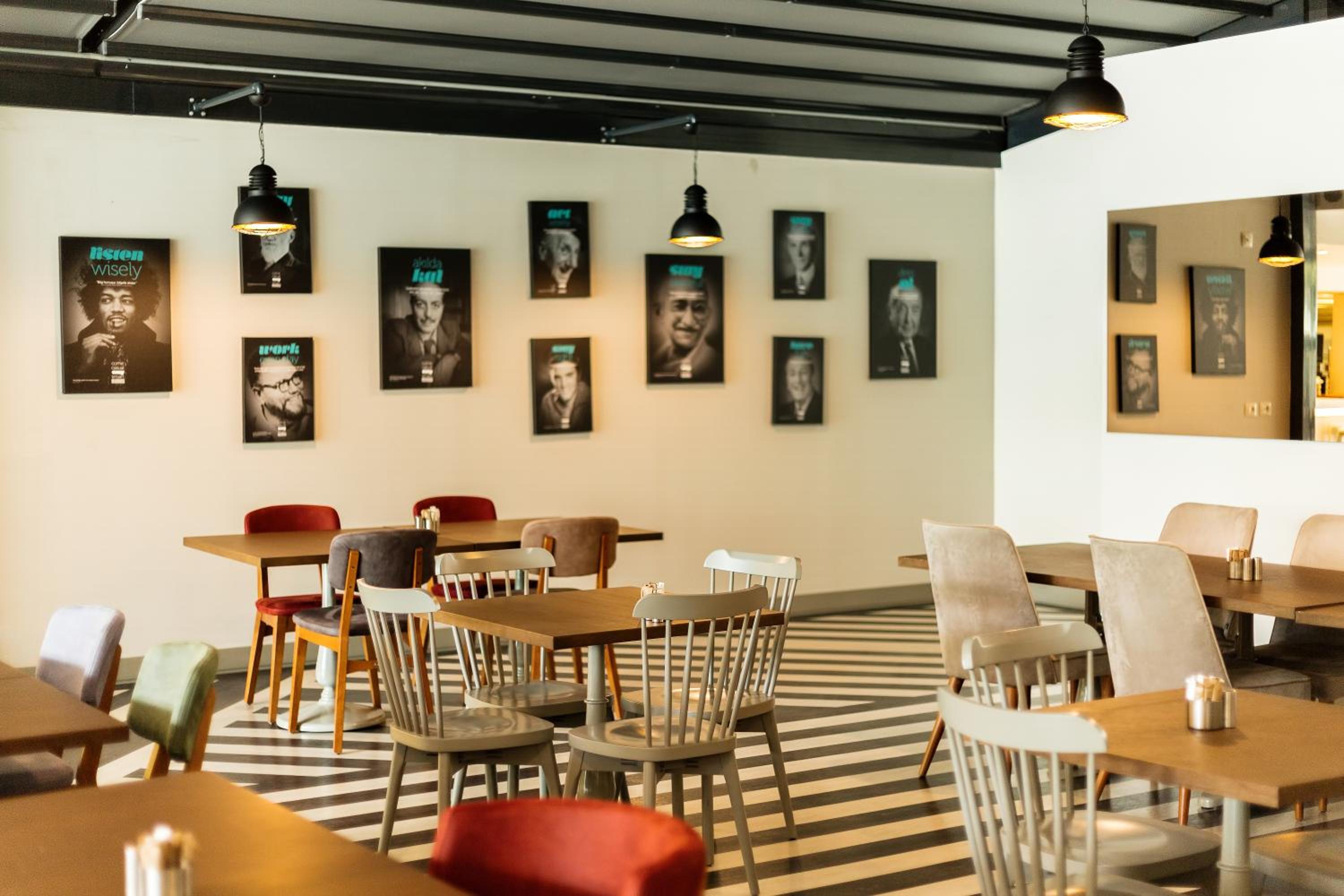 Plus Hotel Bostancı Ataşehir - Image 15