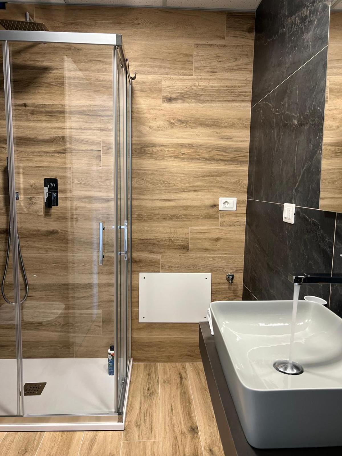 Antico Borgo sul Mare en Petacciato — bathroom