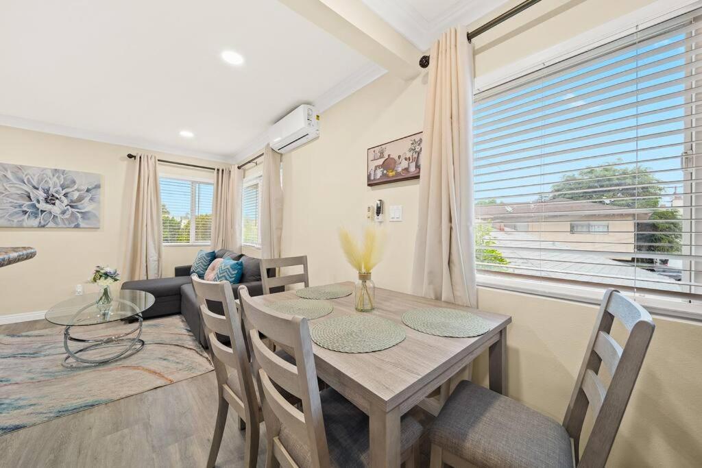 Cozy Hideaway Close To Downtown LA - Property Image 27