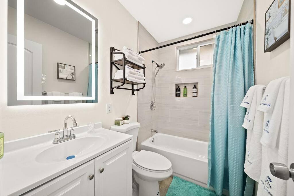 Cozy Hideaway Close To Downtown LA - Property Image 32
