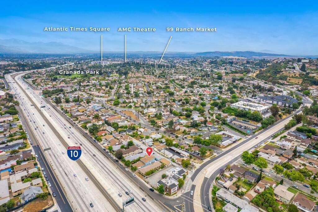 Cozy Hideaway Close To Downtown LA - Property Image 2