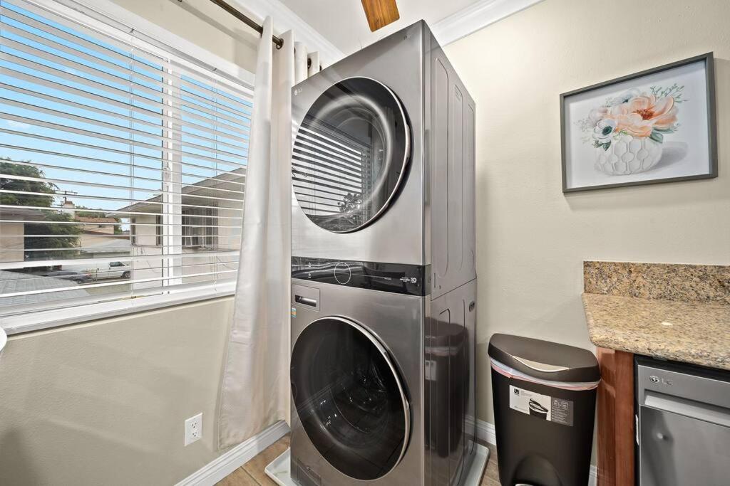 Cozy Hideaway Close To Downtown LA - Property Image 7
