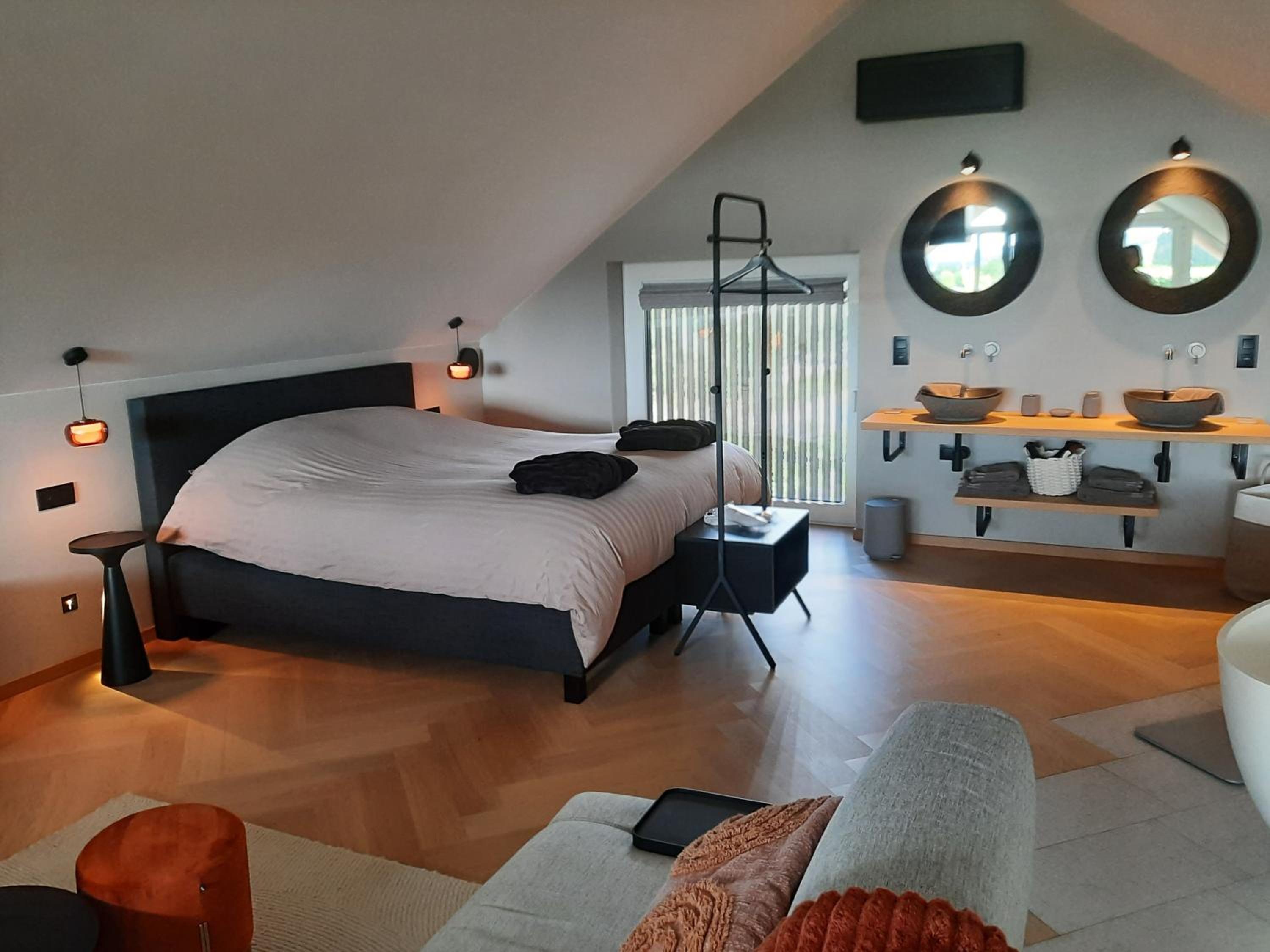 Le Milan Royal -suite luxueuse avec sauna et jacuzzi